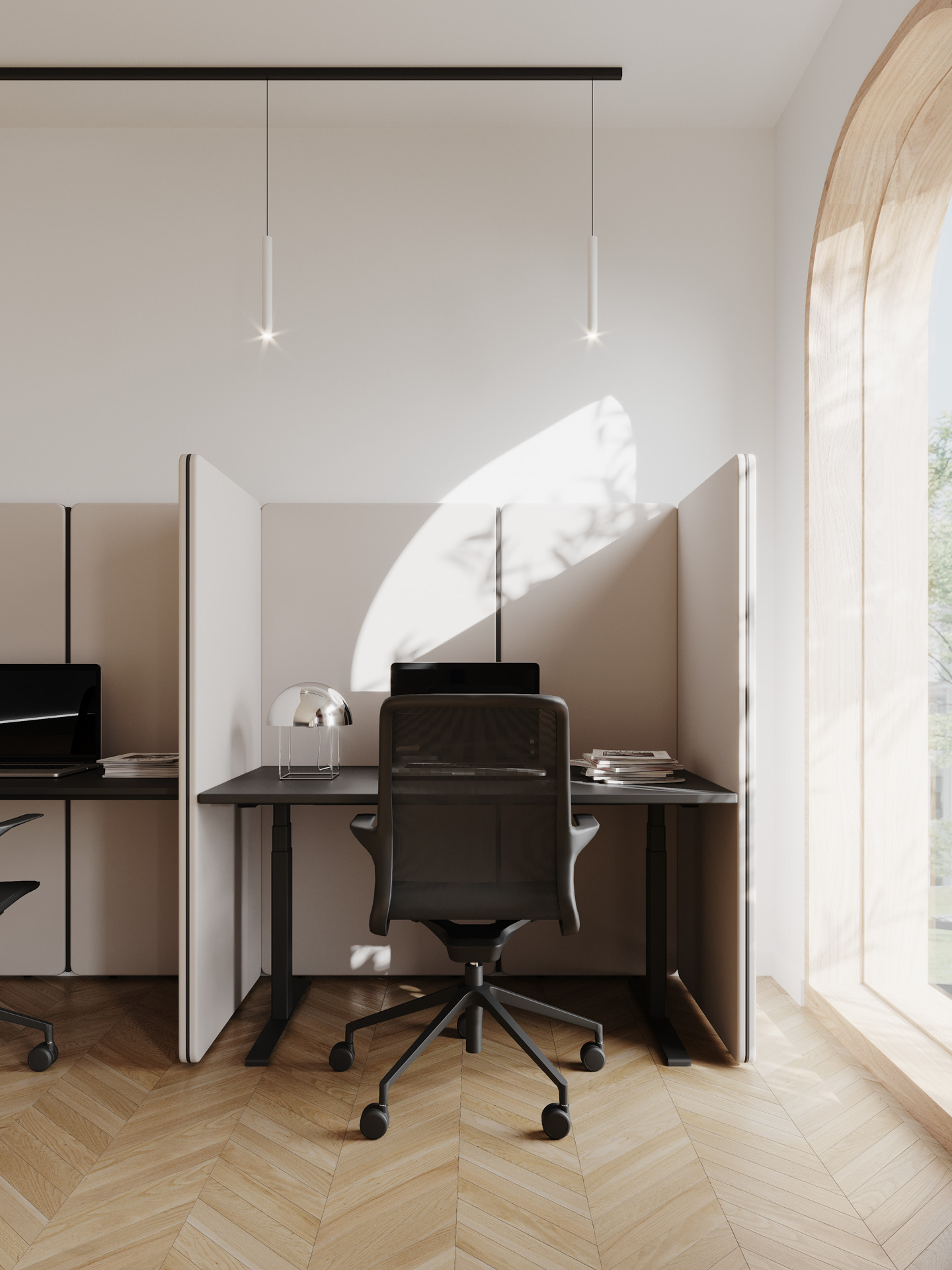 Reguliuojamo aukščio elektrinis stalas