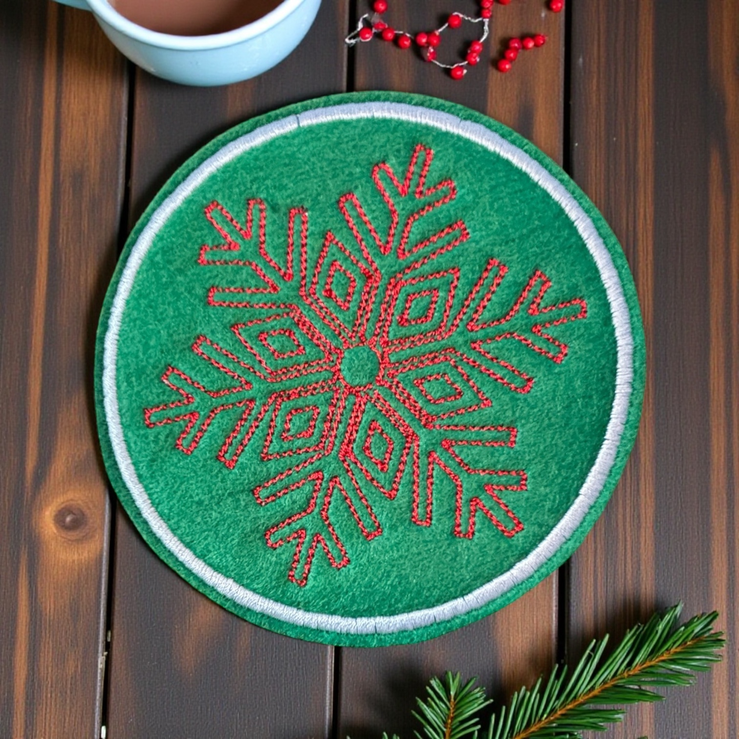 Kalėdinių puodelio padėkliukų komplektas