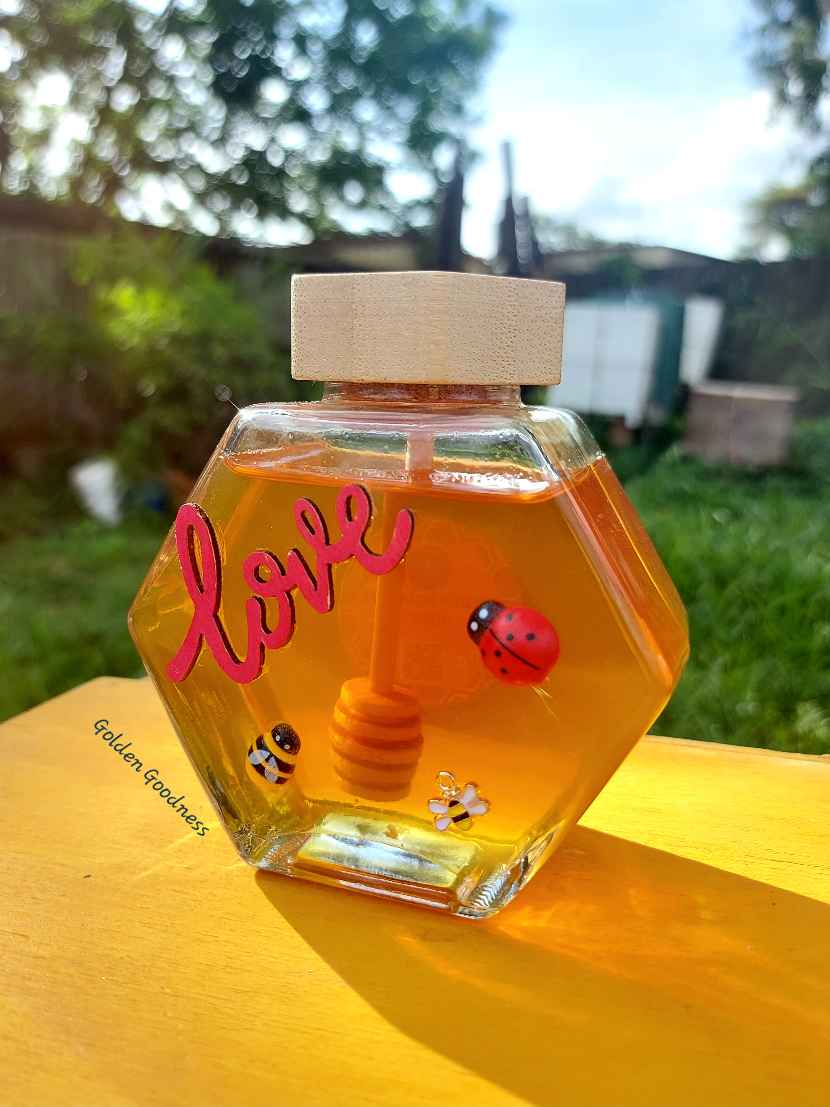Premium Quality Hexagon Jar with Raw Mixed Blossom Honey 300g