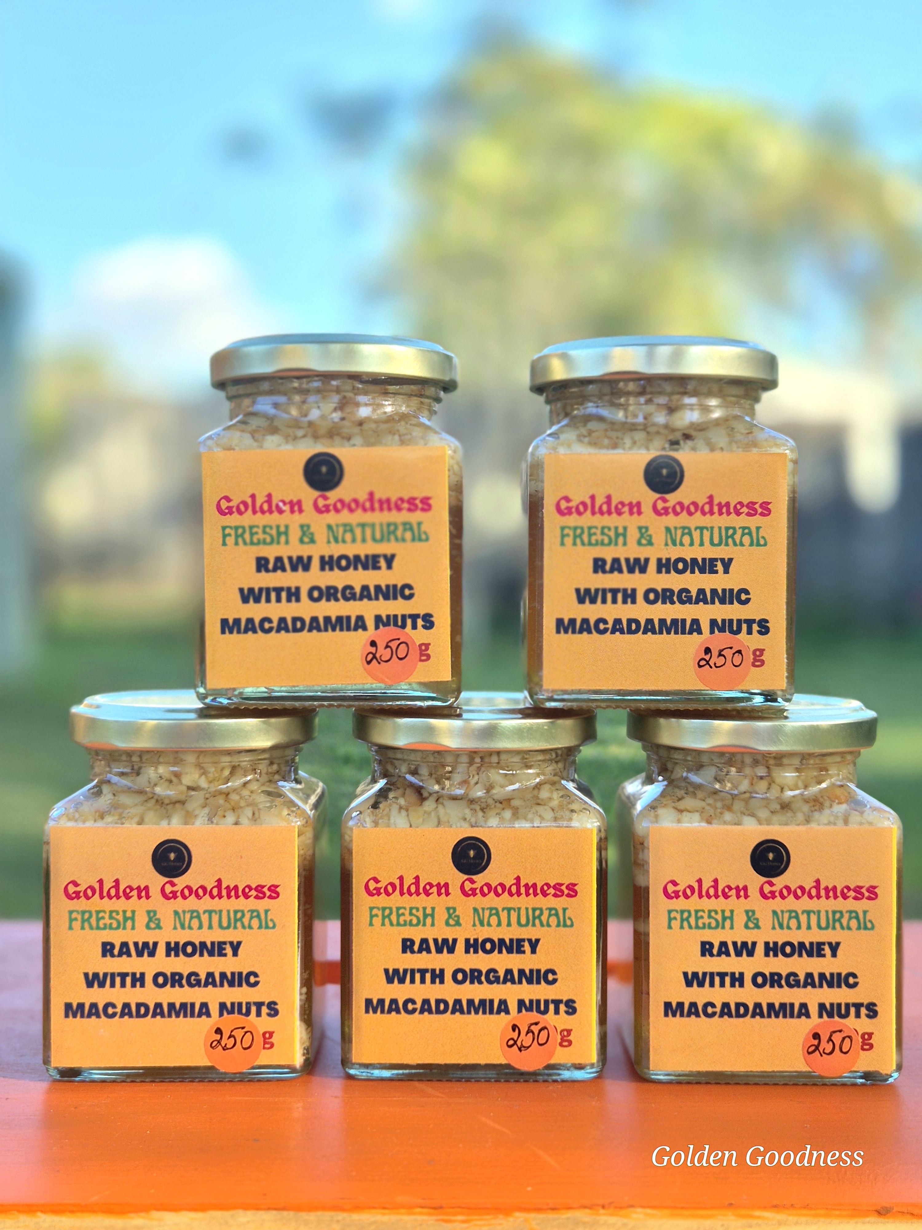 Raw Honey with Organic Macadamia Nuts 250g
