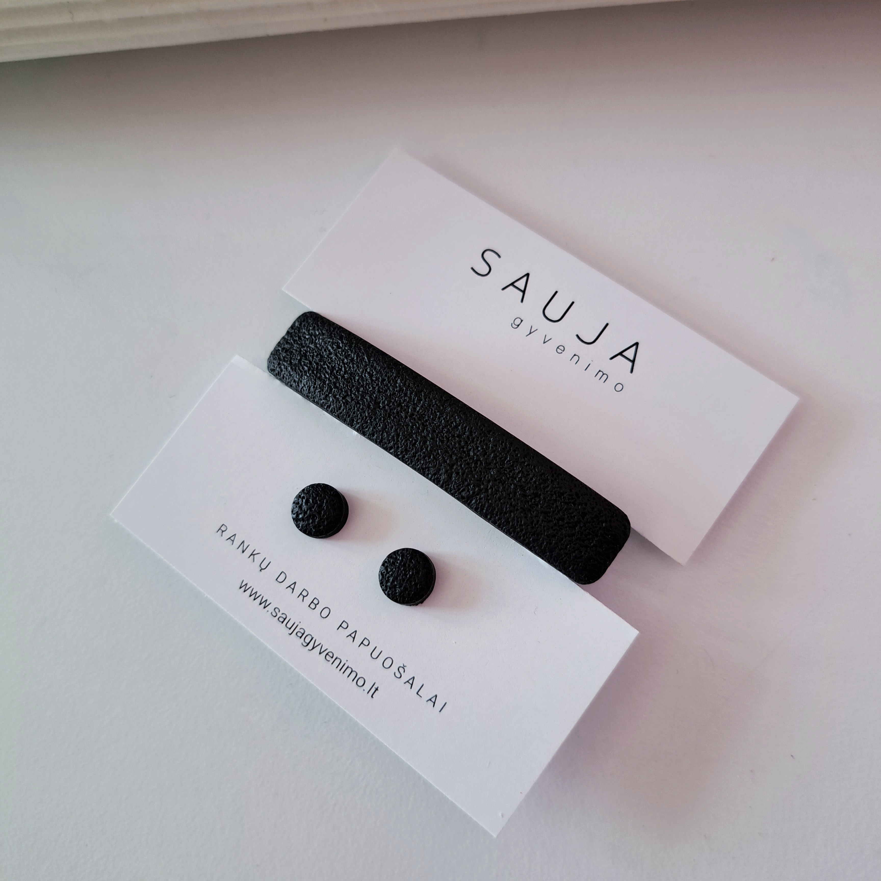 Juodas segtukas