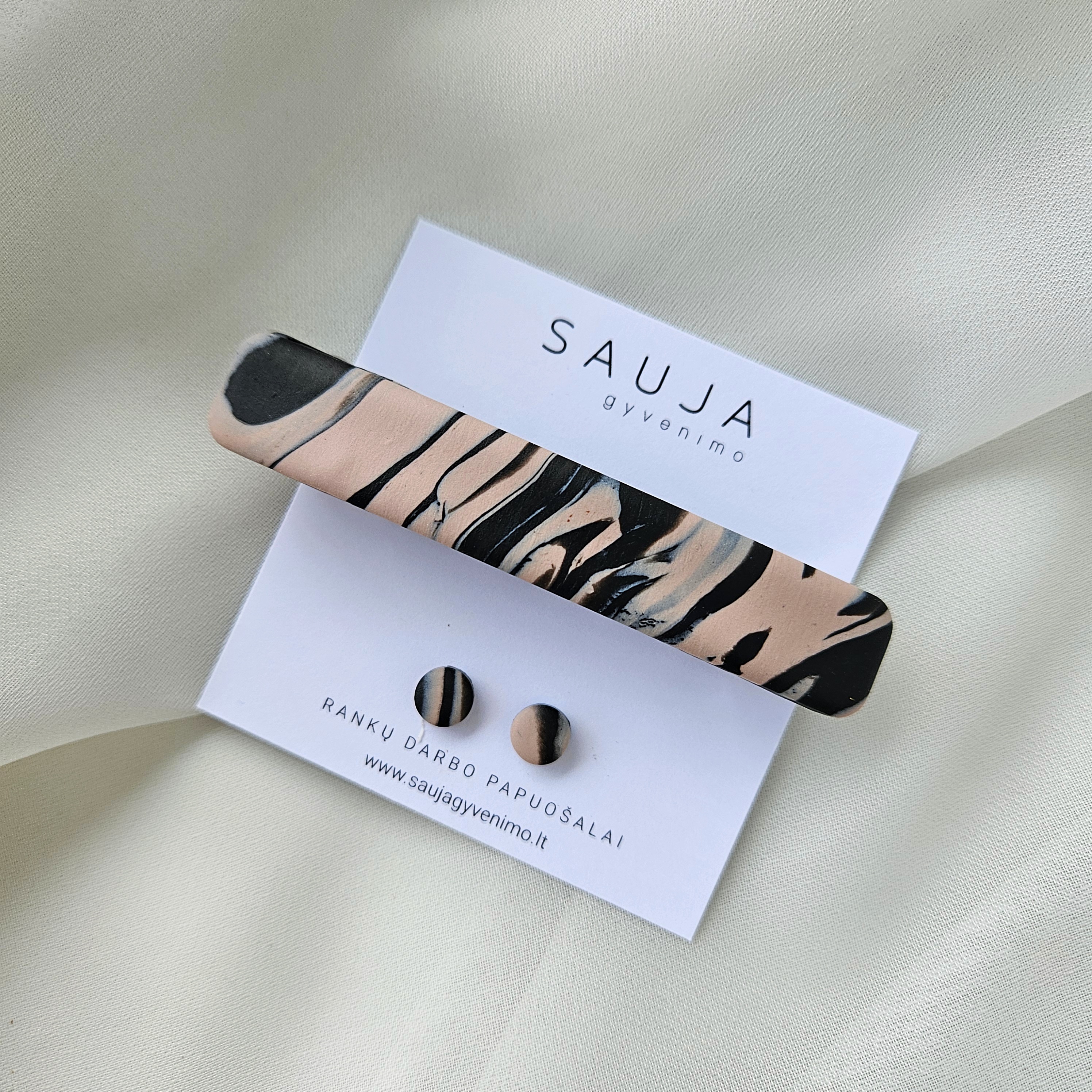 Crema/black segtukas 8 cm