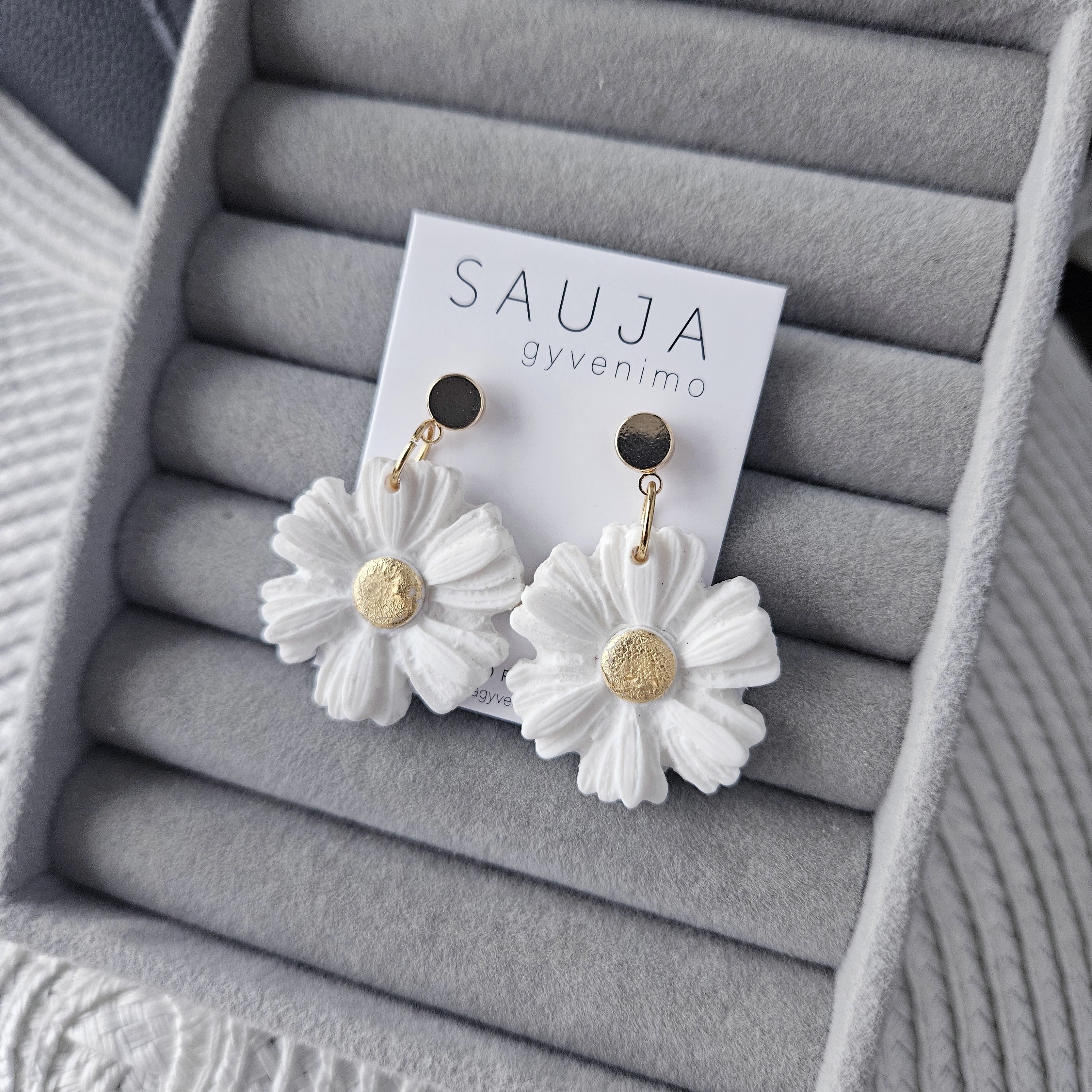 'Gold flower' auskarai