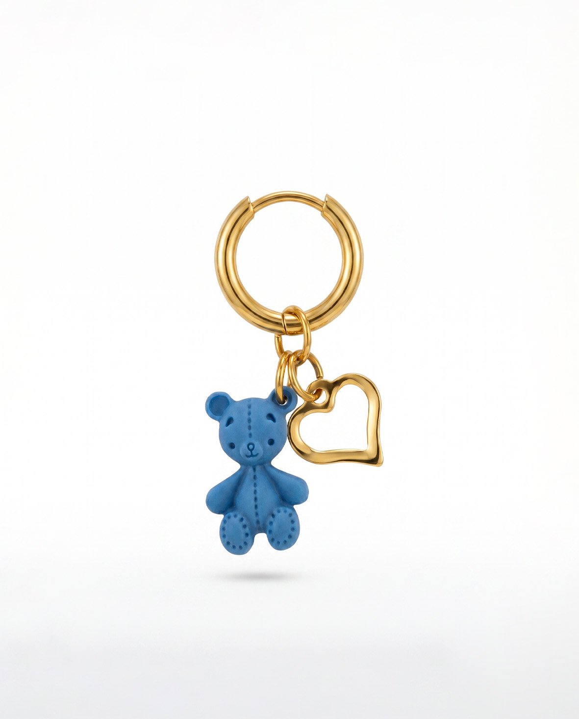'Blue teddy' auskaras