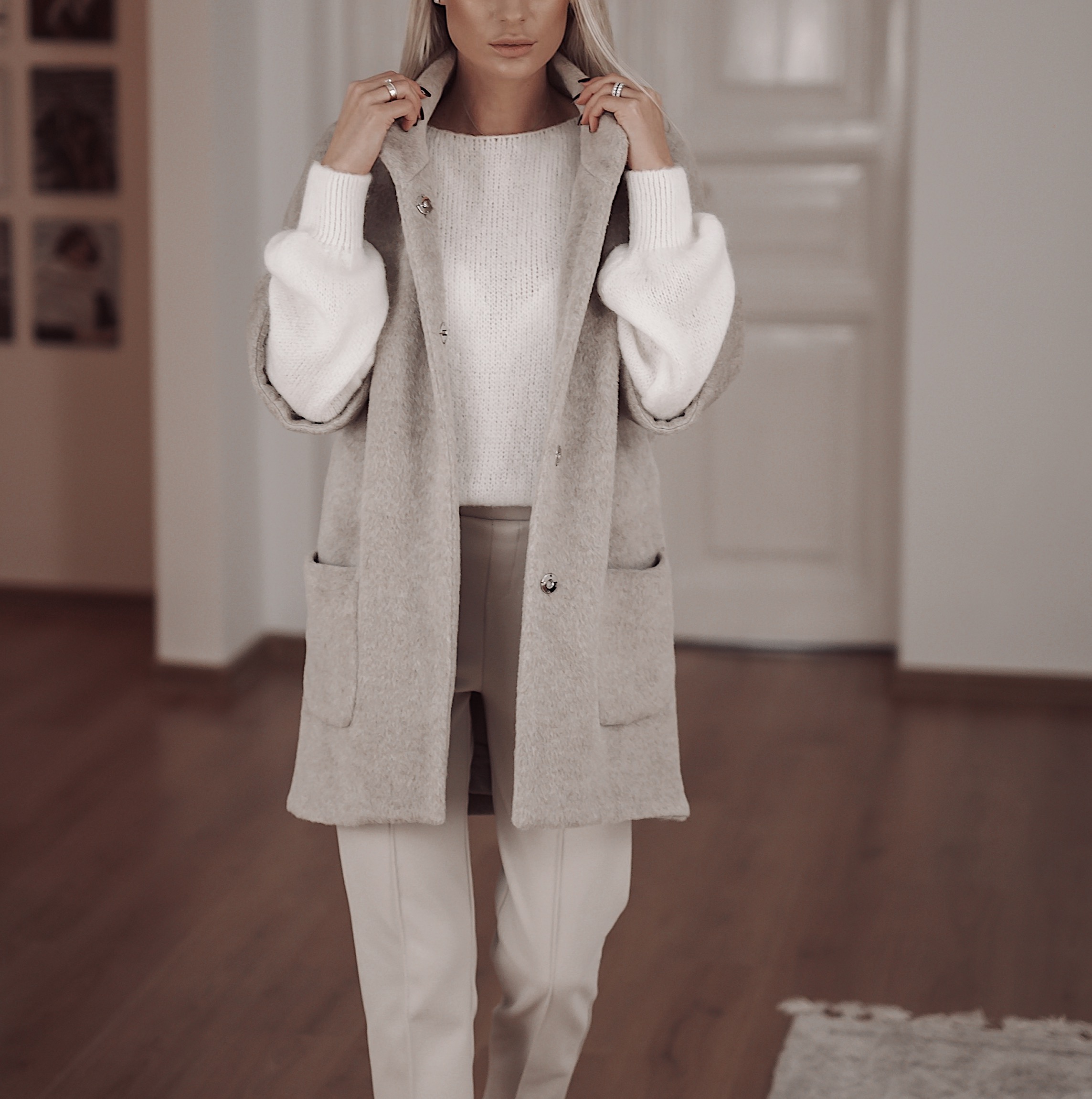 Wool and Cashmere Coat in Grey