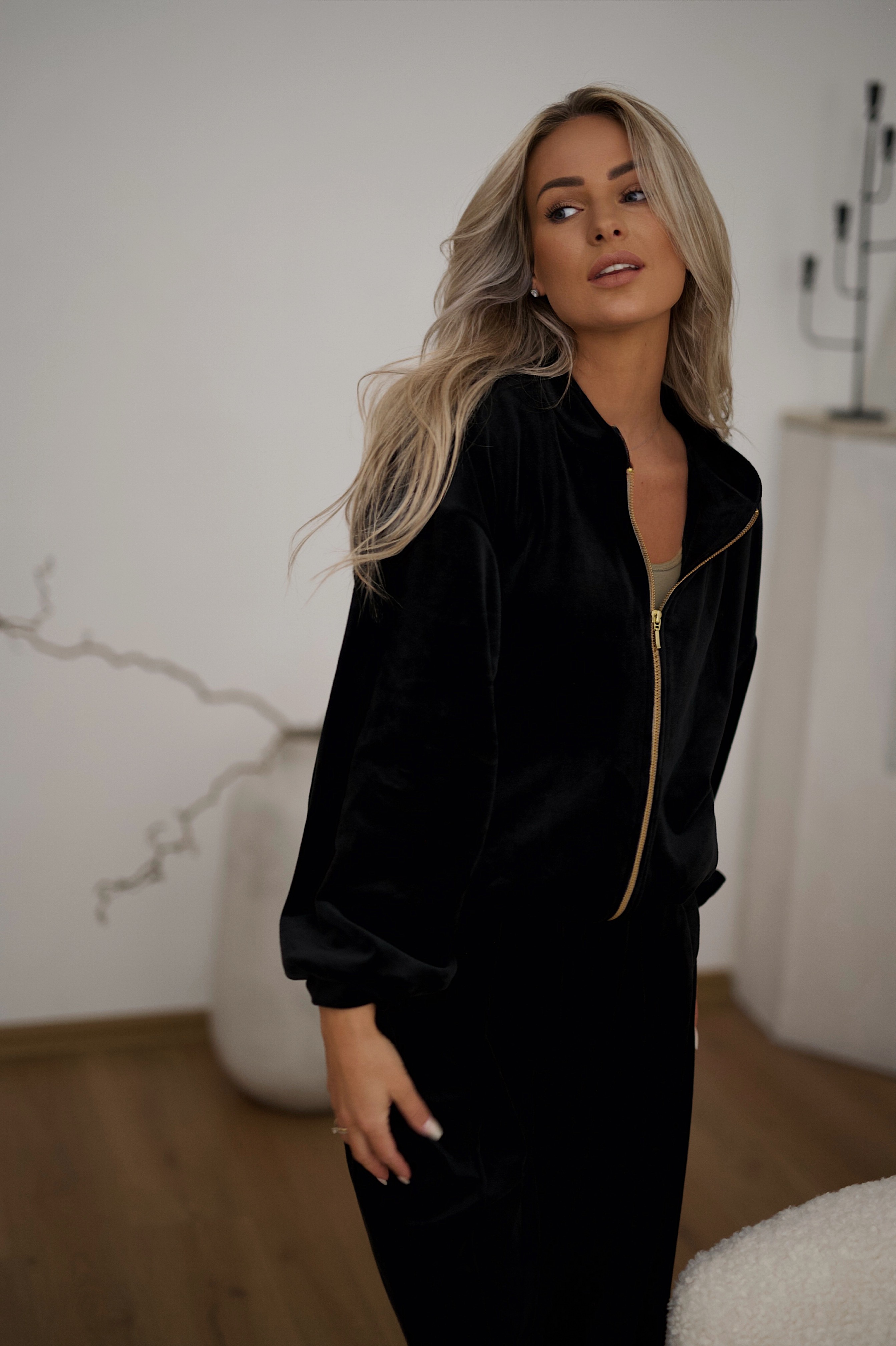 Black Lounge Set