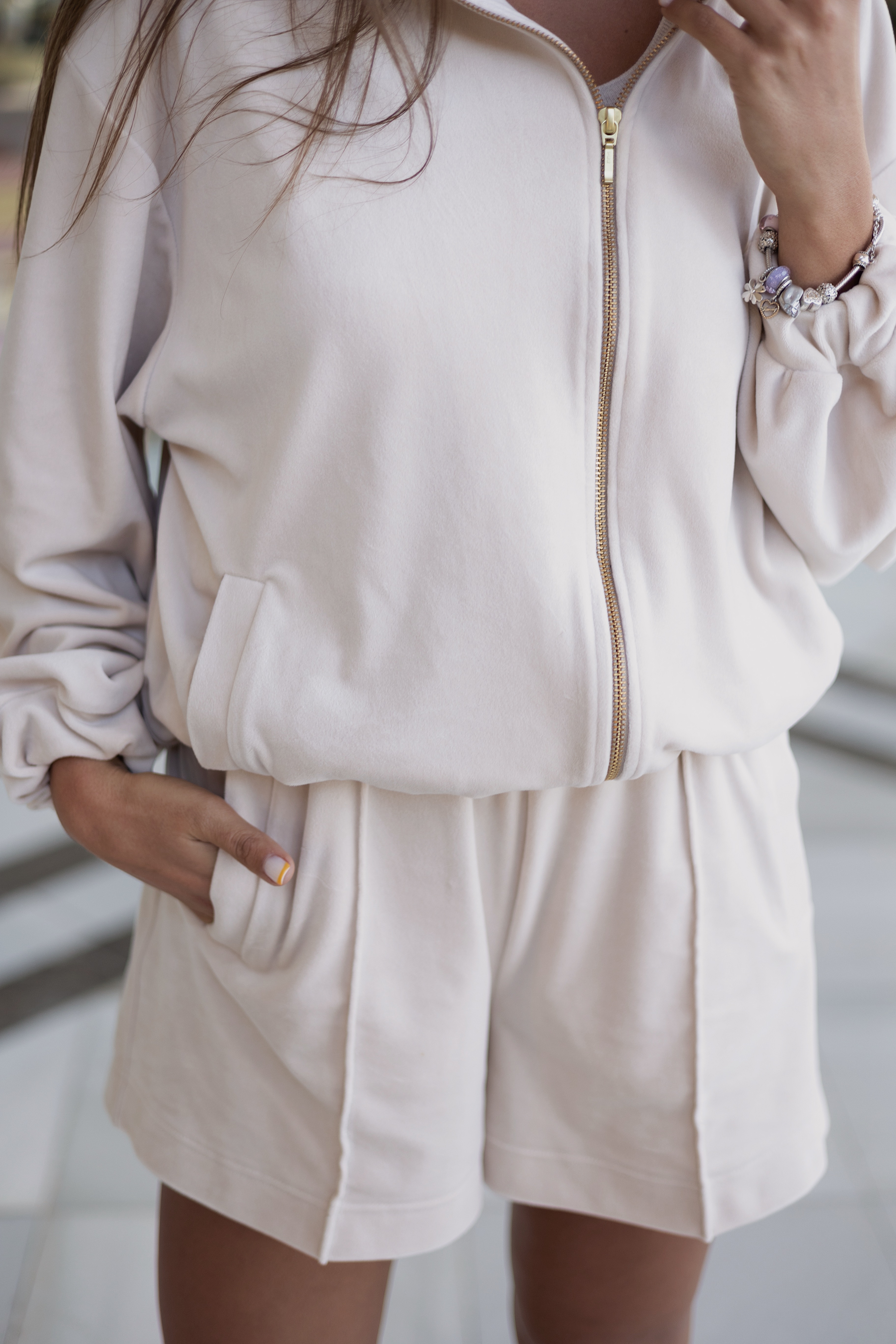 Crème Set with Shorts