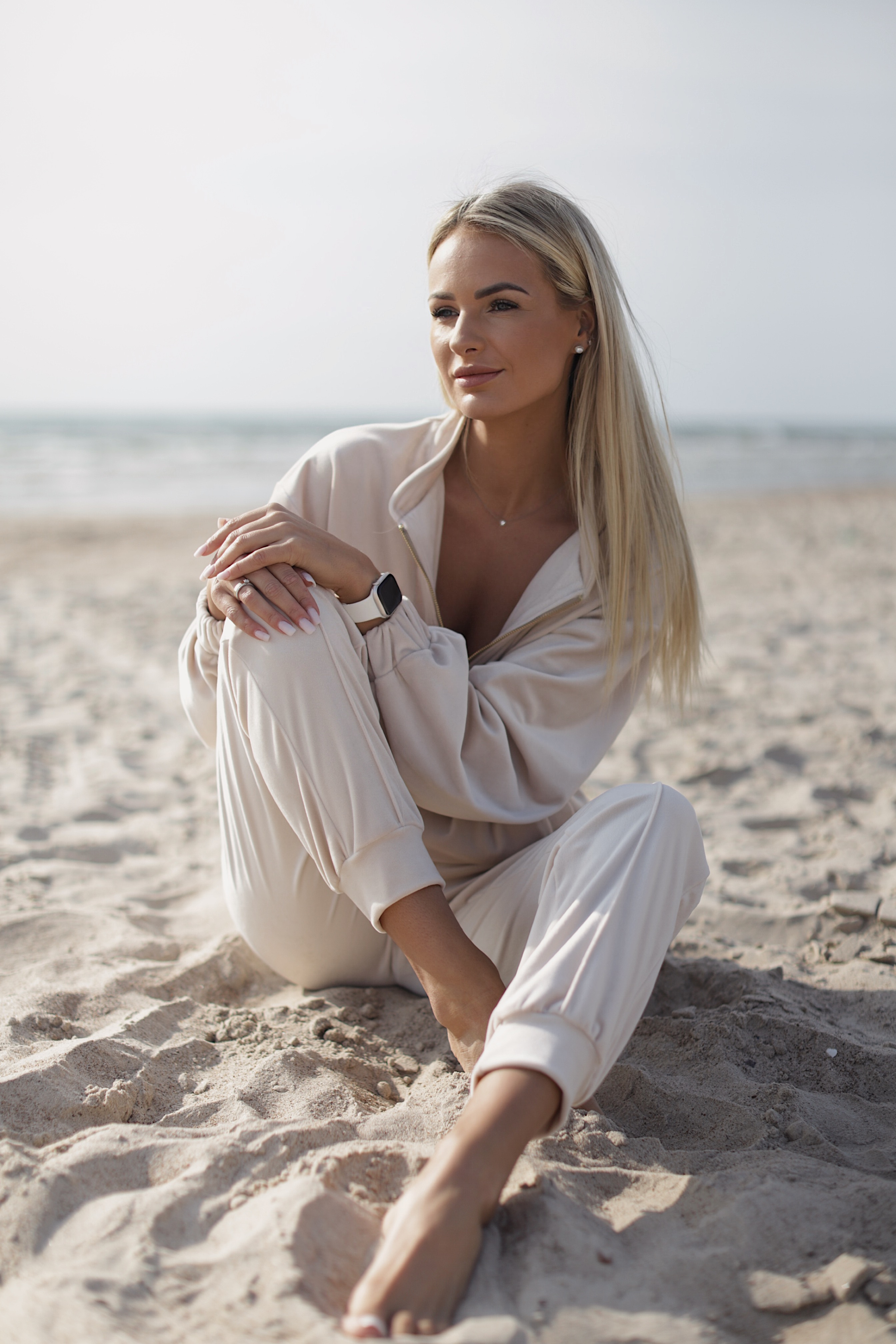 Crème Lounge Set narrow pants