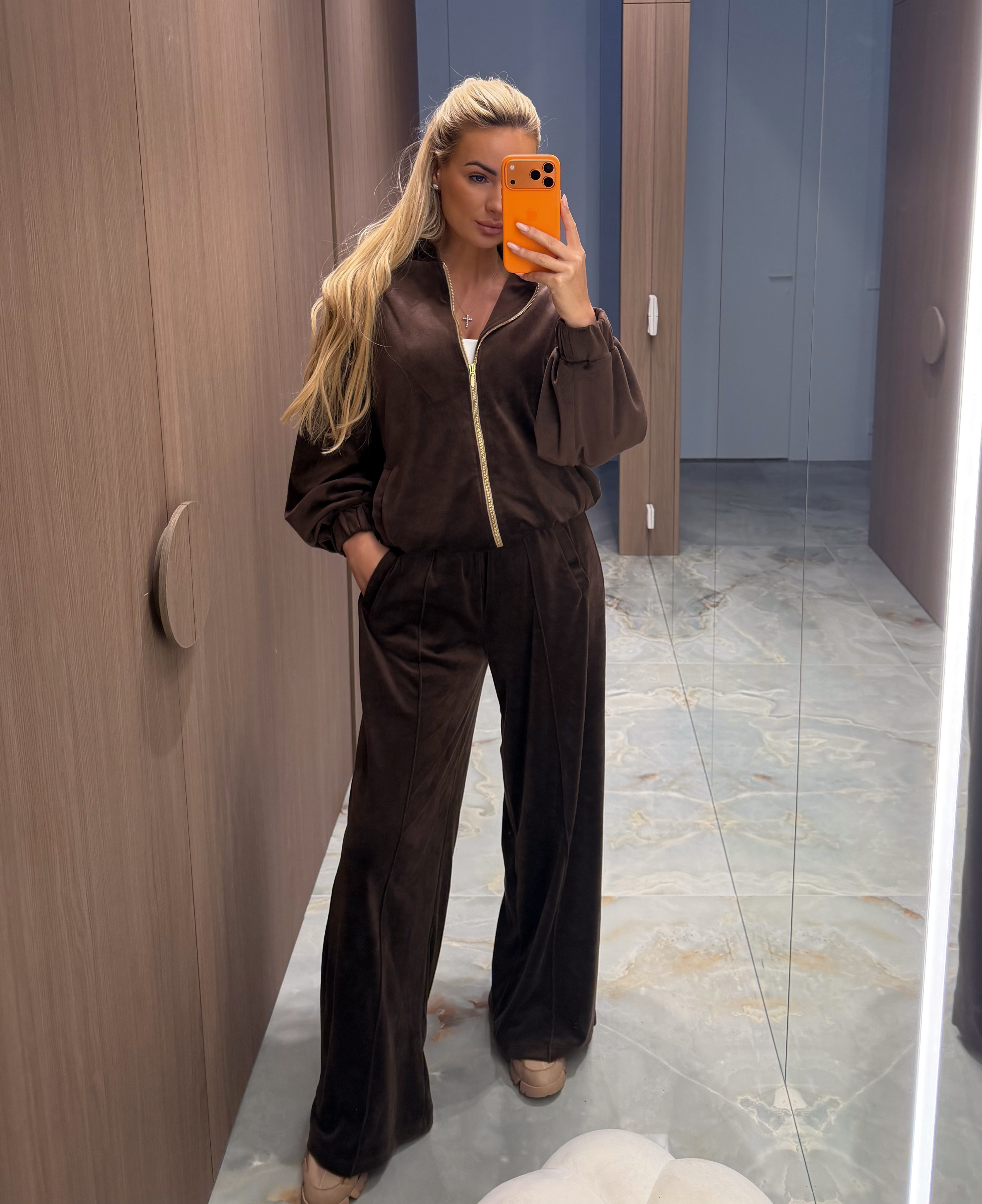 Chocolate Lounge Set