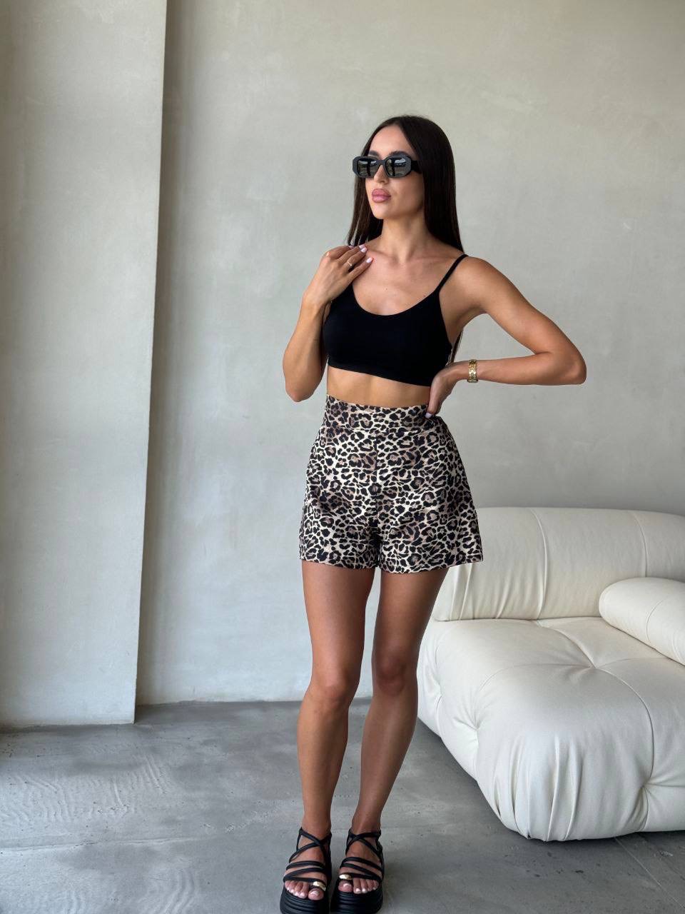 Leopardiniai šortai