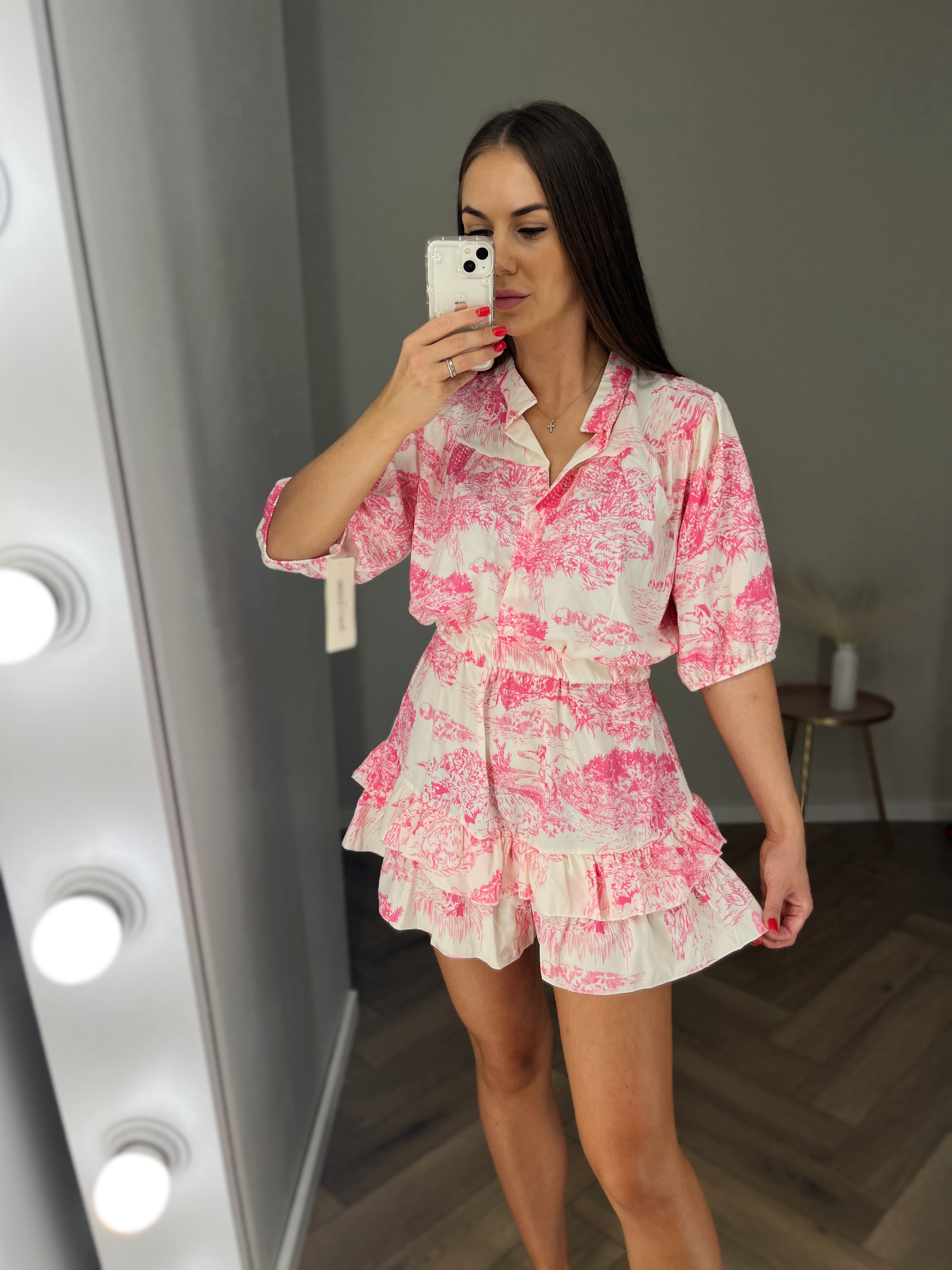 Raštuotas rožinis kombinezonas