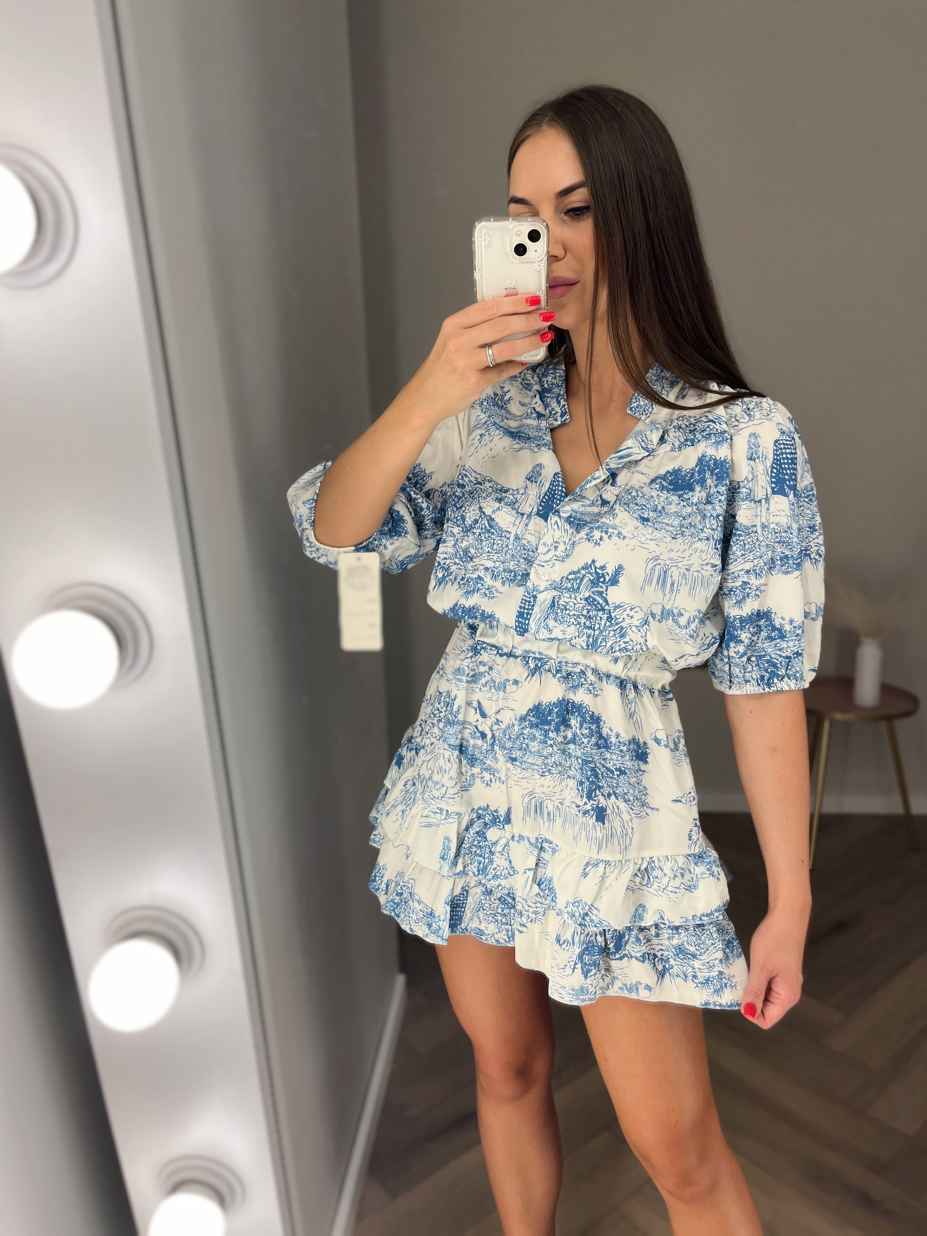 Raštuotas mėlynas kombinezonas