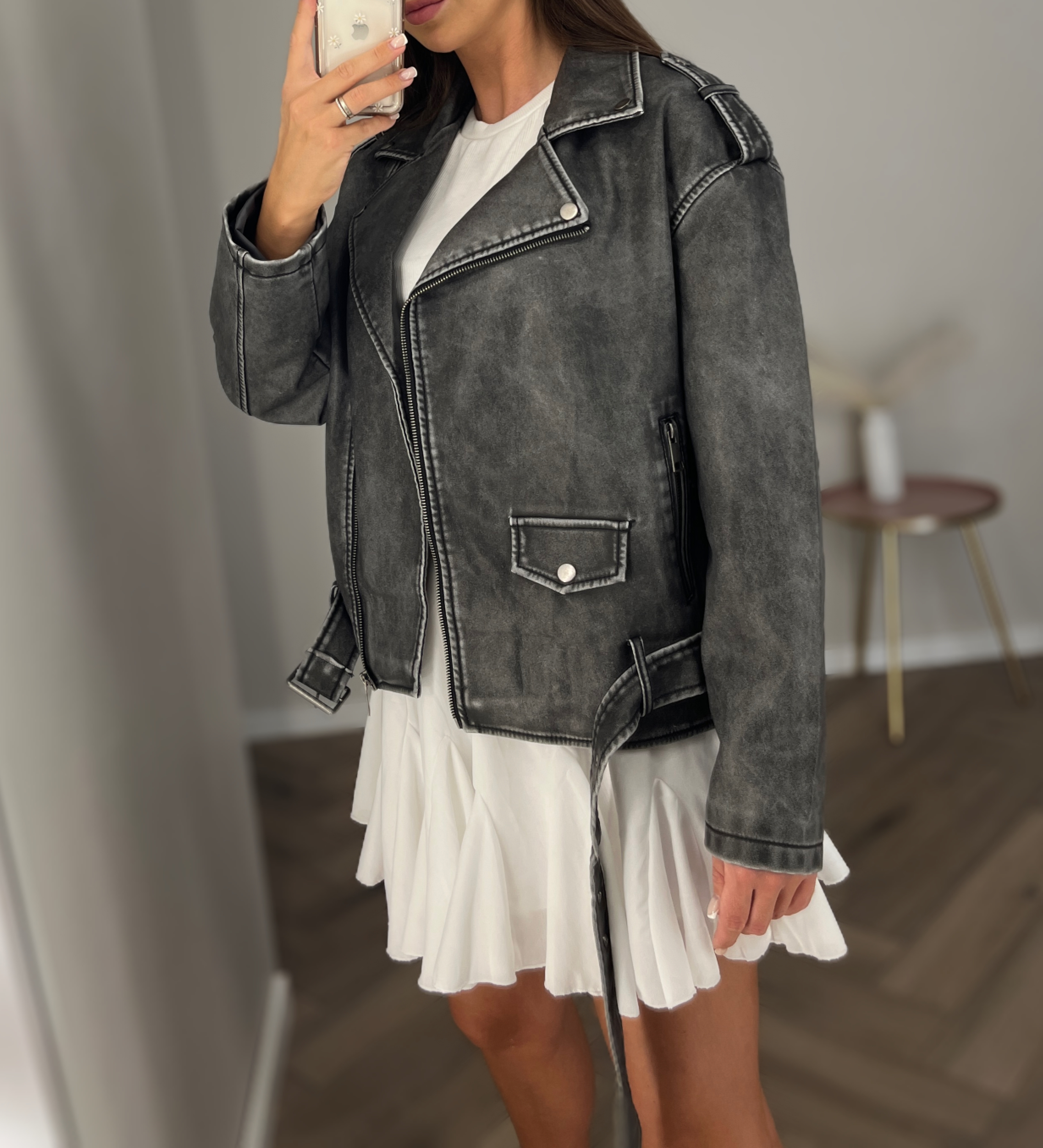 Pilka eko odos striukė