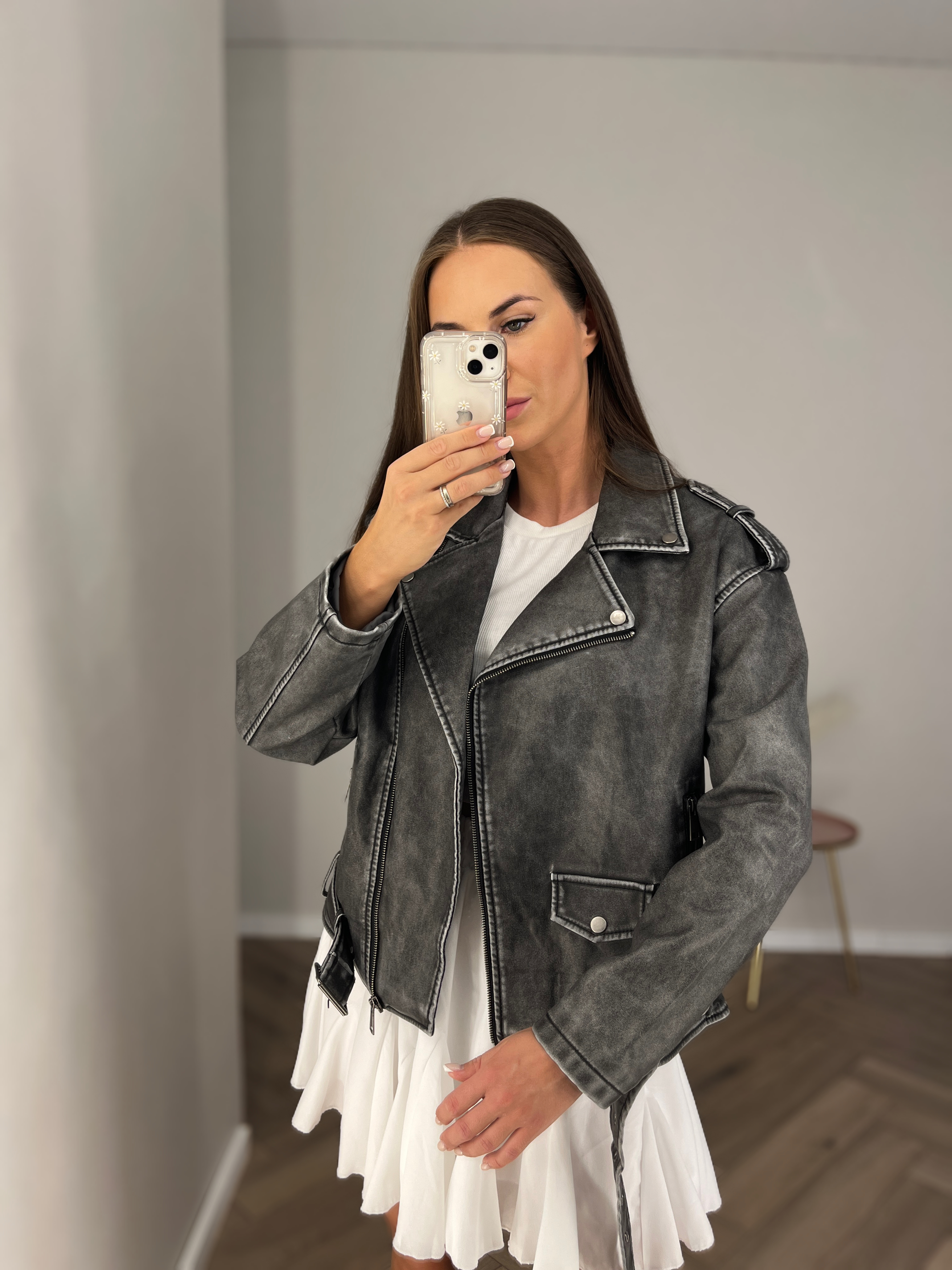 Pilka eko odos striukė