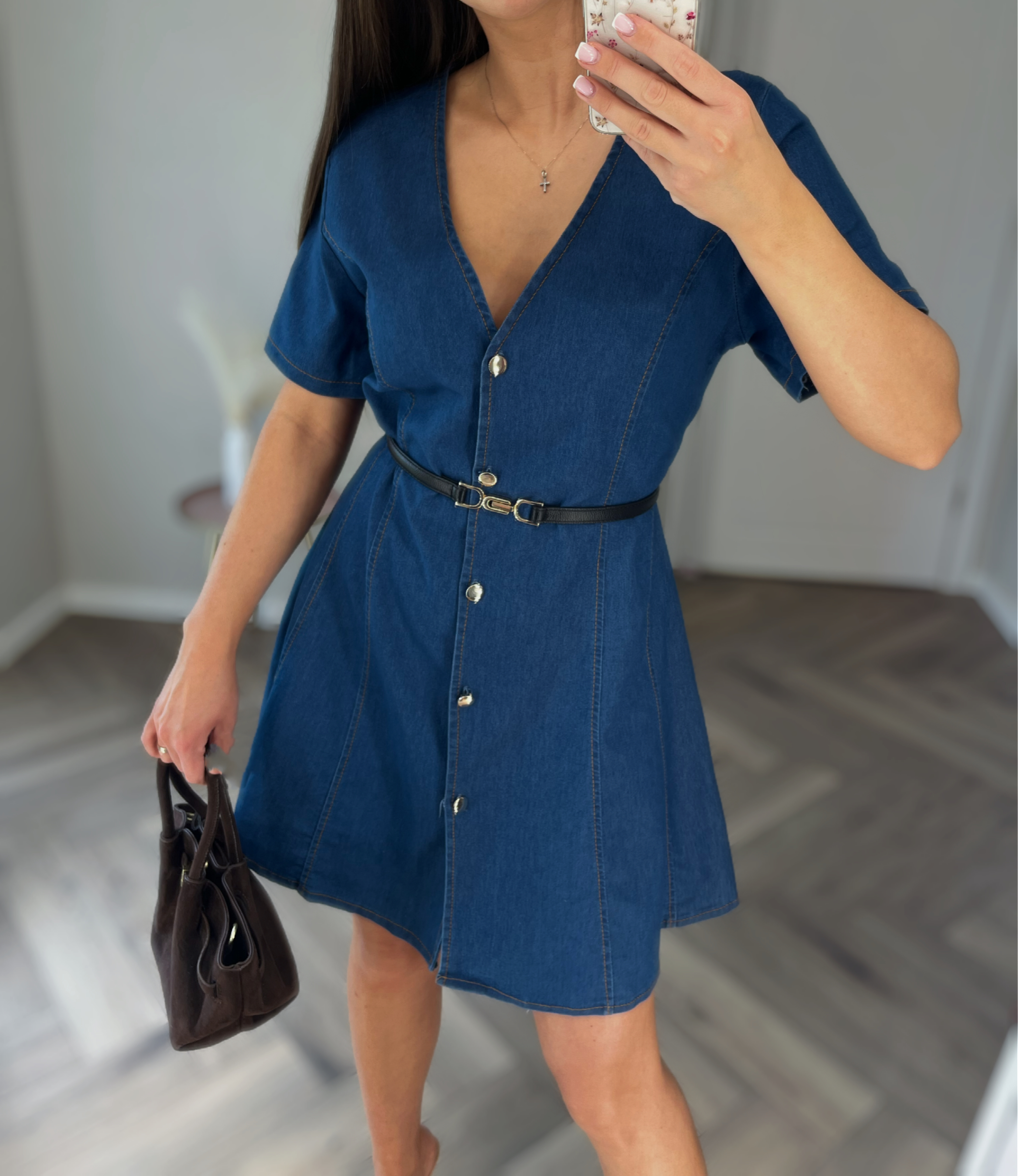 Tamsi džinsinė suknelė