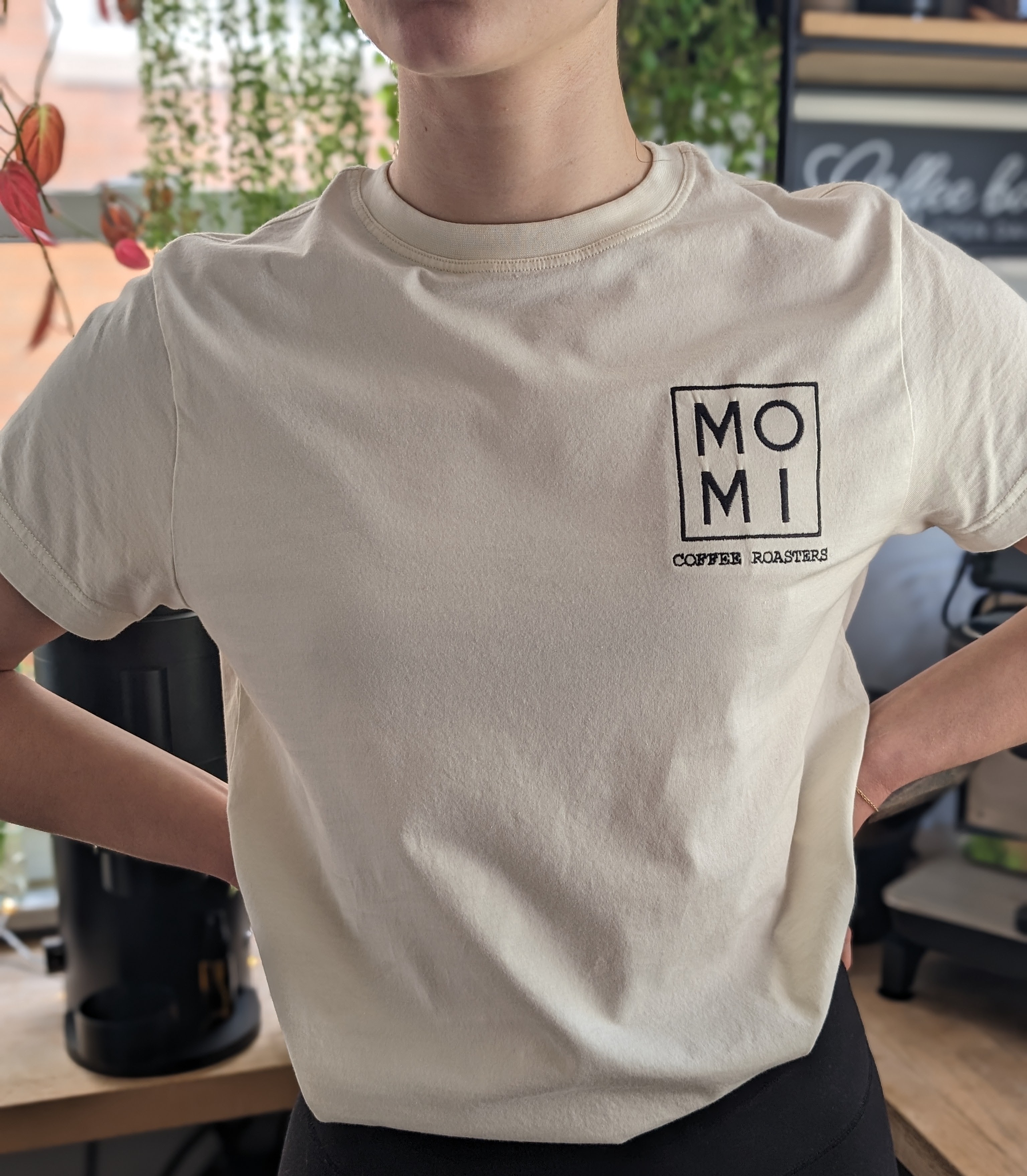MoMi T-shirt
