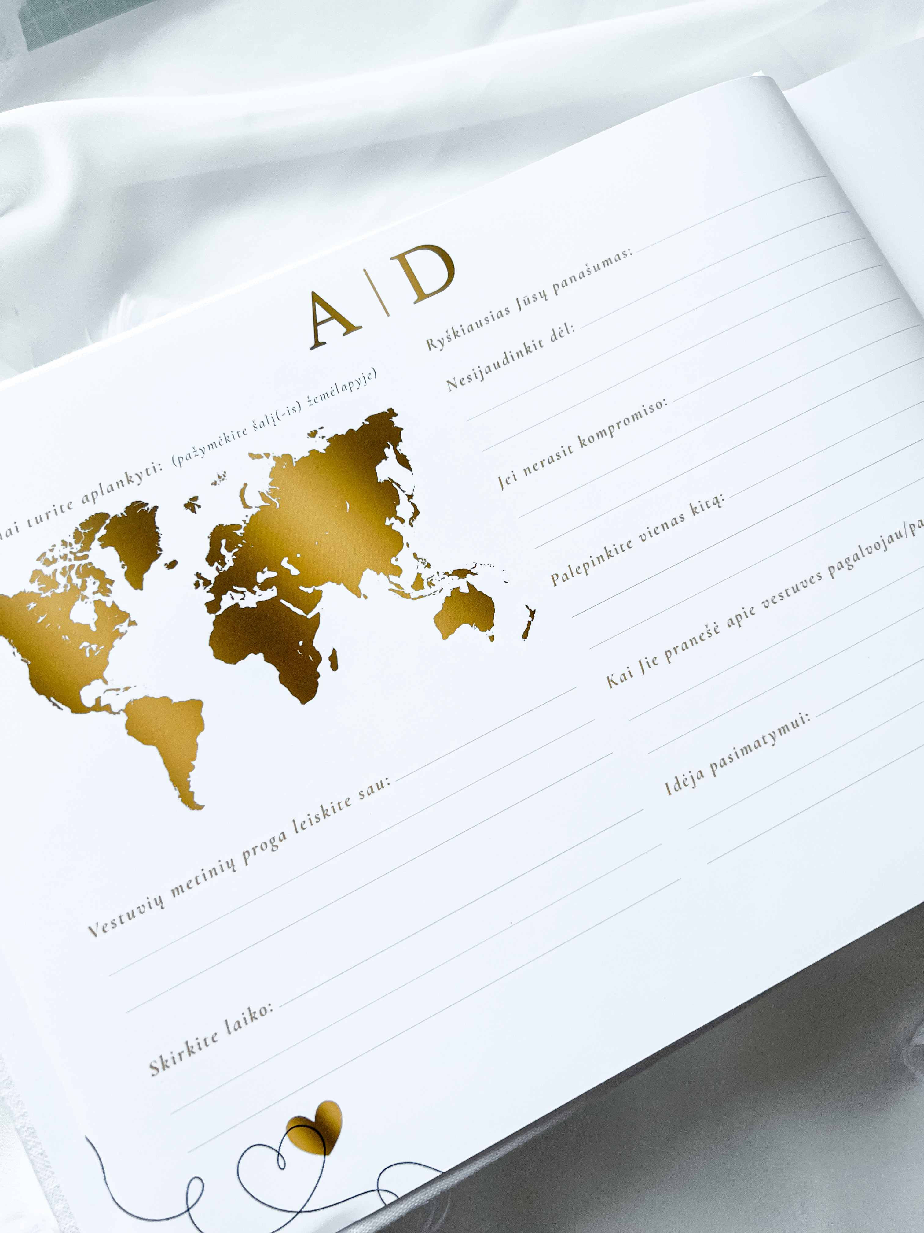 Palinkėjimų knyga "GOLD HEART" | 28x20cm