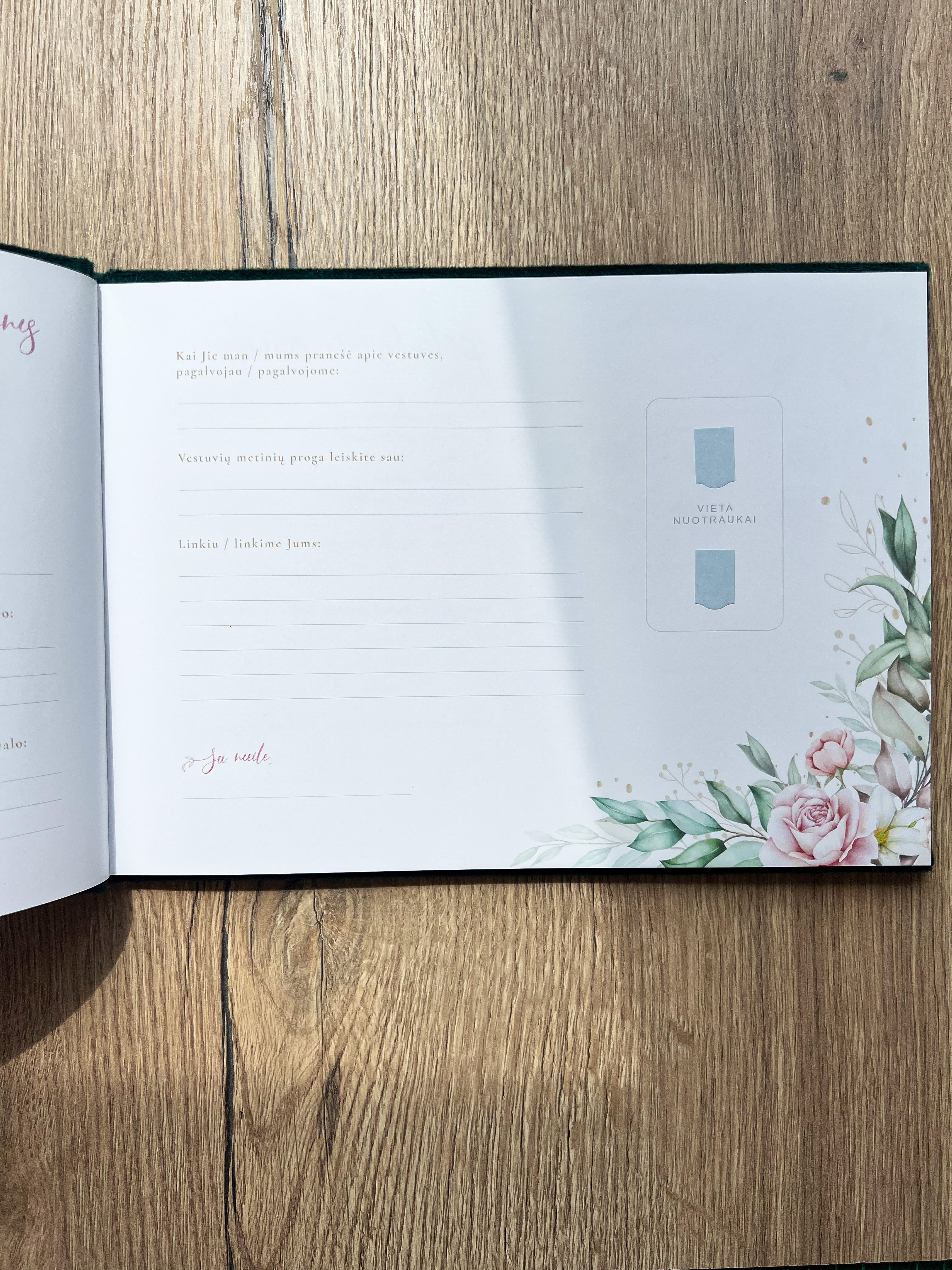 Palinkėjimų knyga "VESTUVINĖ PUOKŠTĖ" | 28x20cm