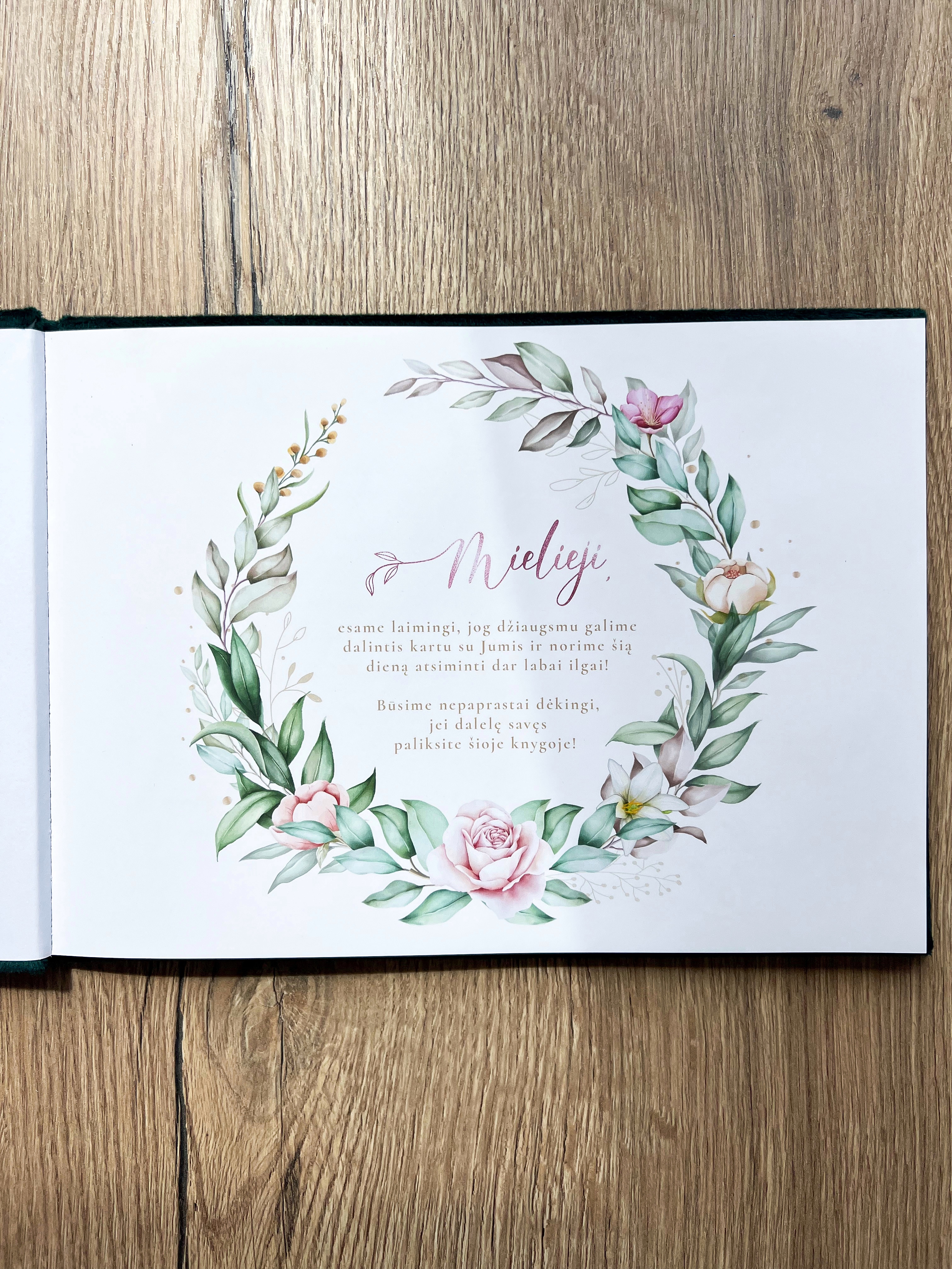 Palinkėjimų knyga "VESTUVINĖ PUOKŠTĖ" | 28x20cm