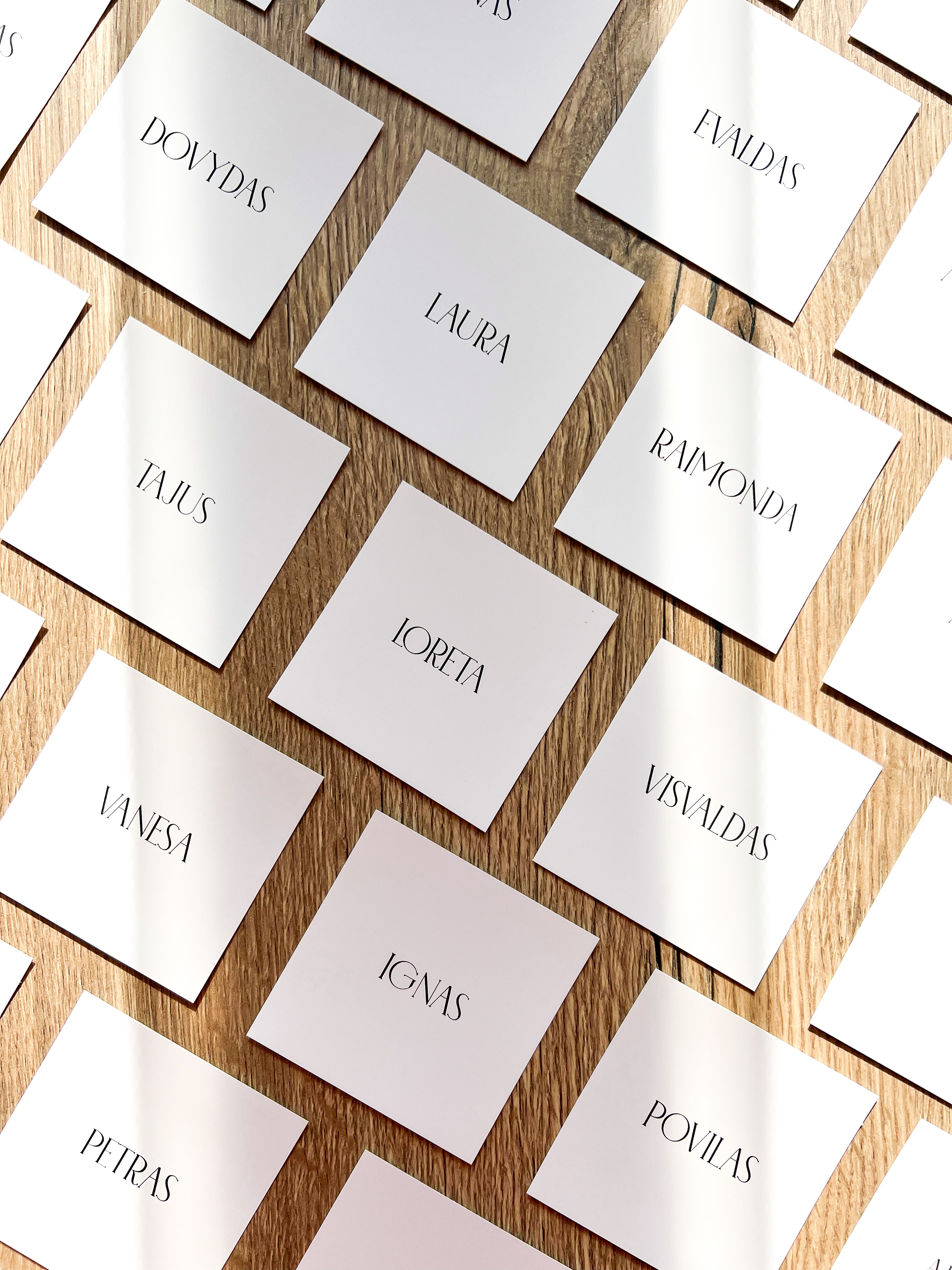 Stalo kortelės "MINIMAL SQUARE"