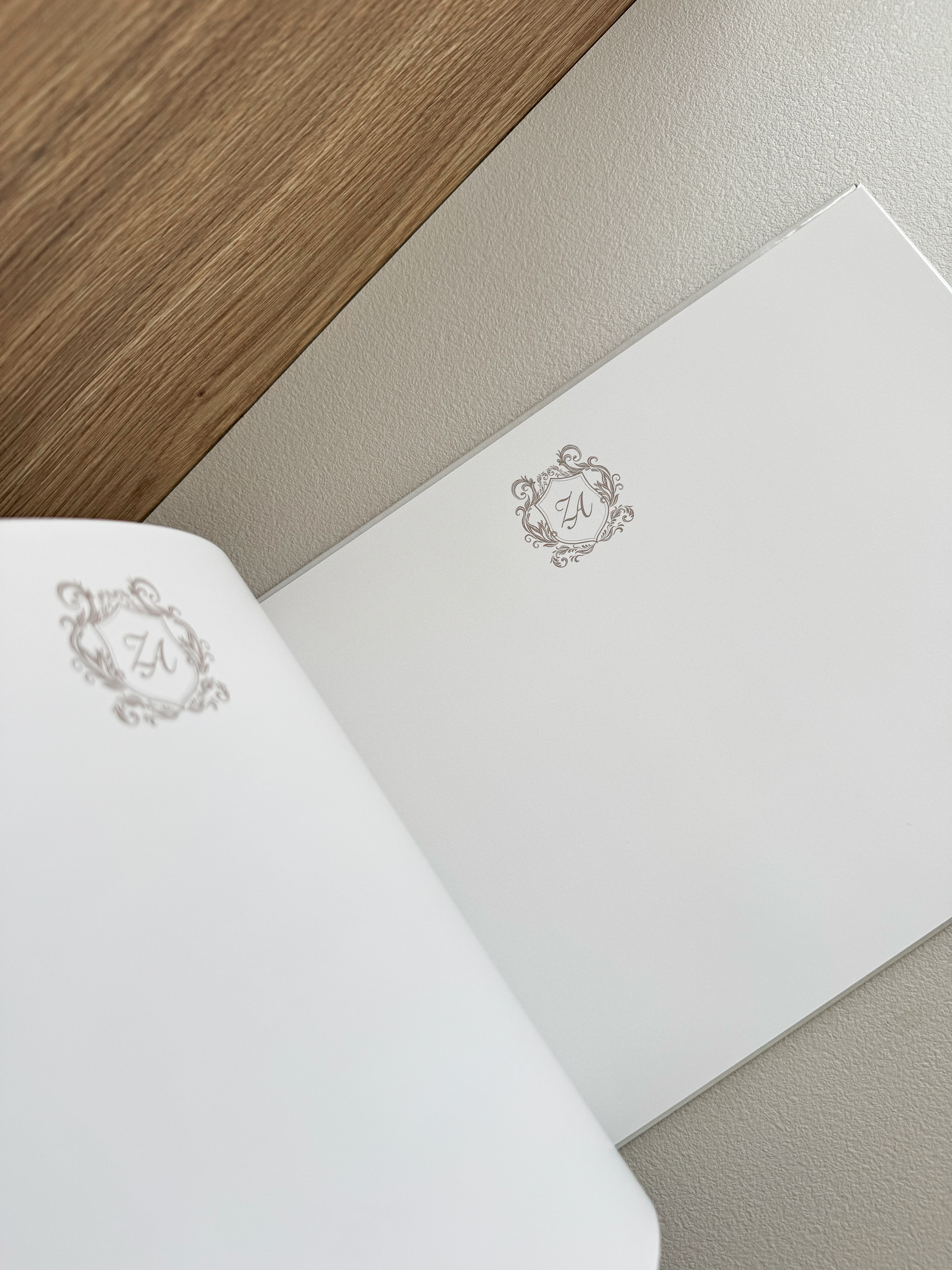 Palinkėjimų knyga "ROYAL" | 28x20cm