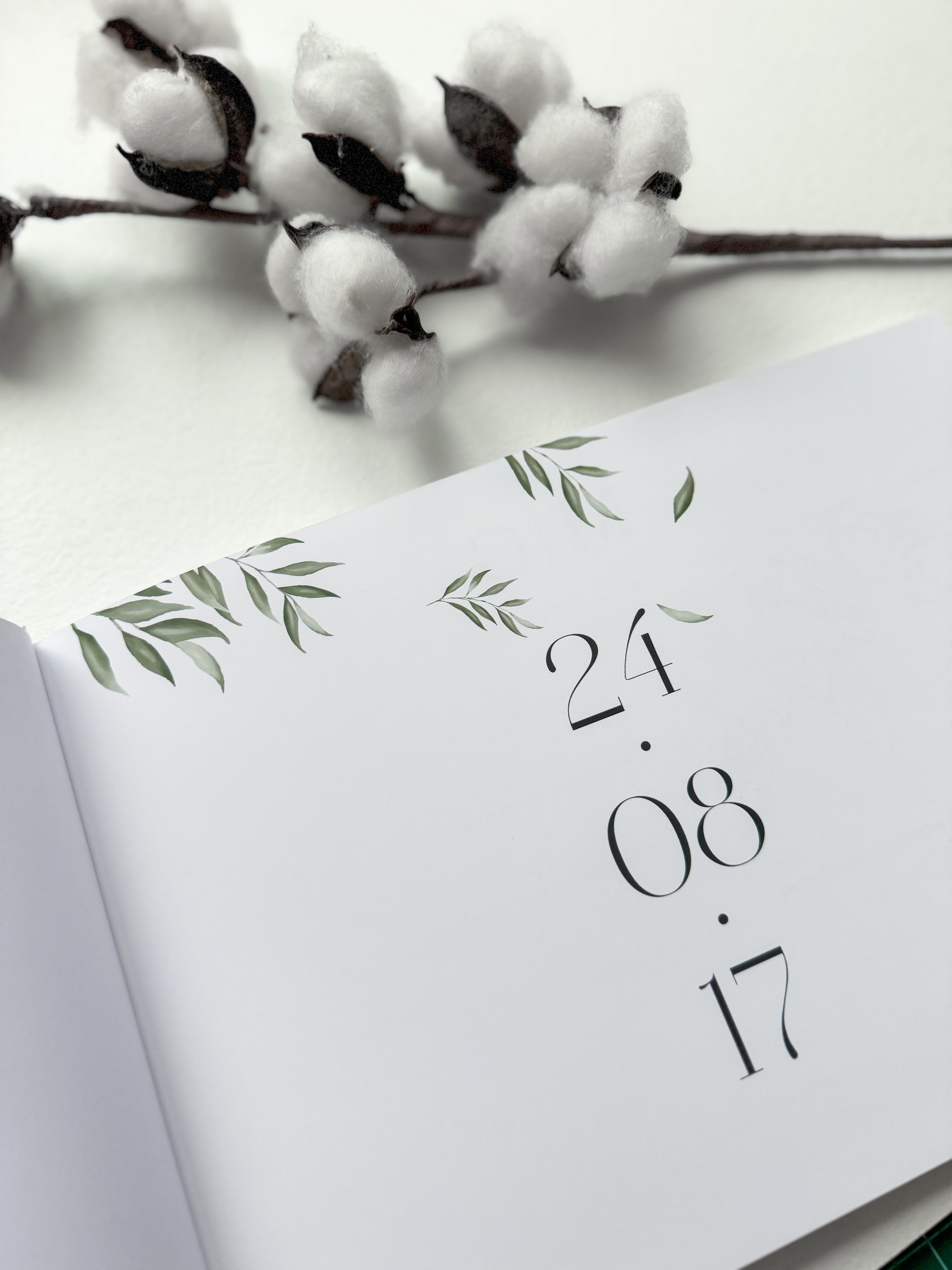 Palinkėjimų knyga "MINIMALISTINĖS ŠAKELĖS" | 28x20cm