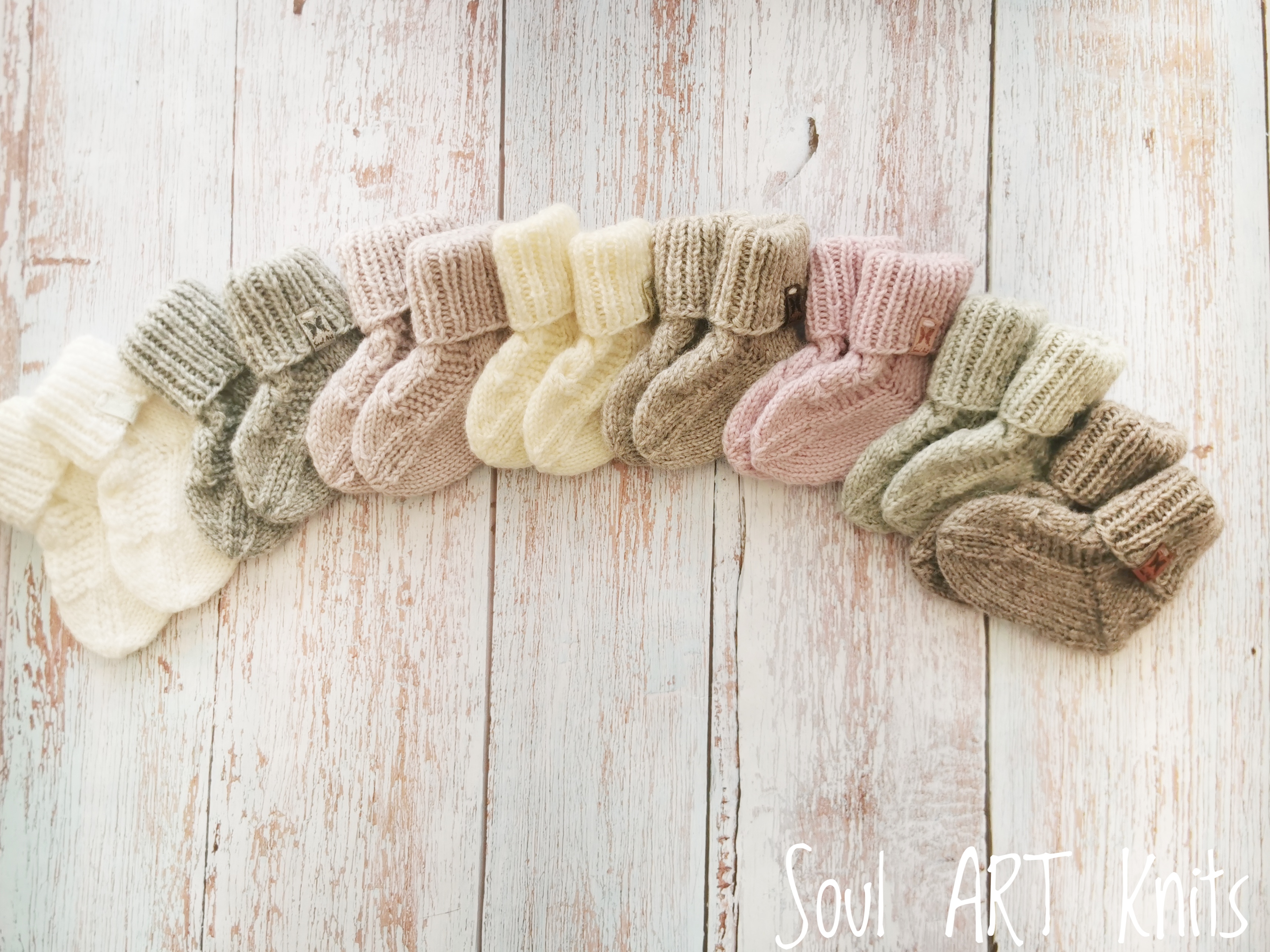 Pirmosios kutenančios kojinytės