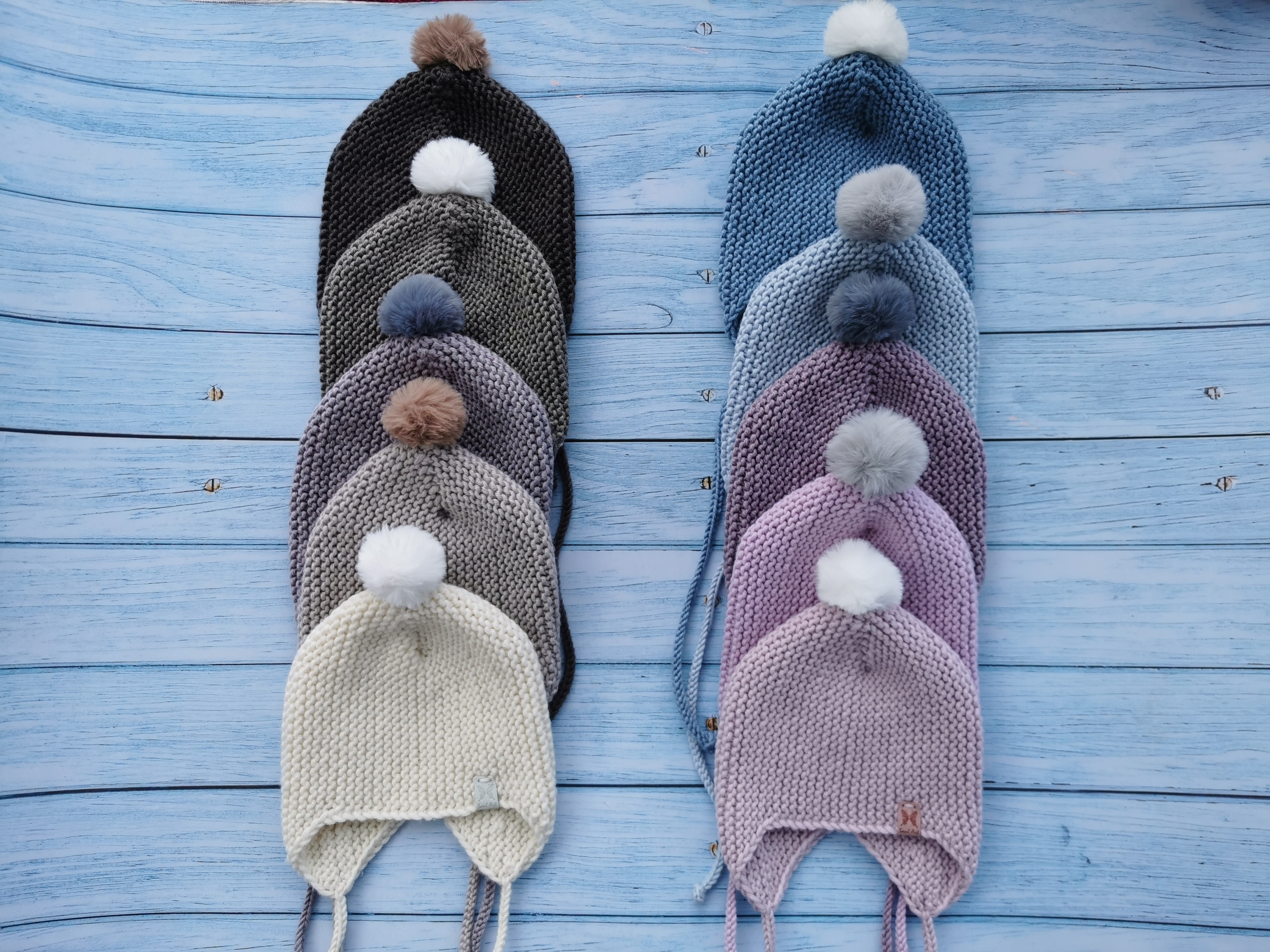 Merino vilnos kepurytė su  bumbuliuku