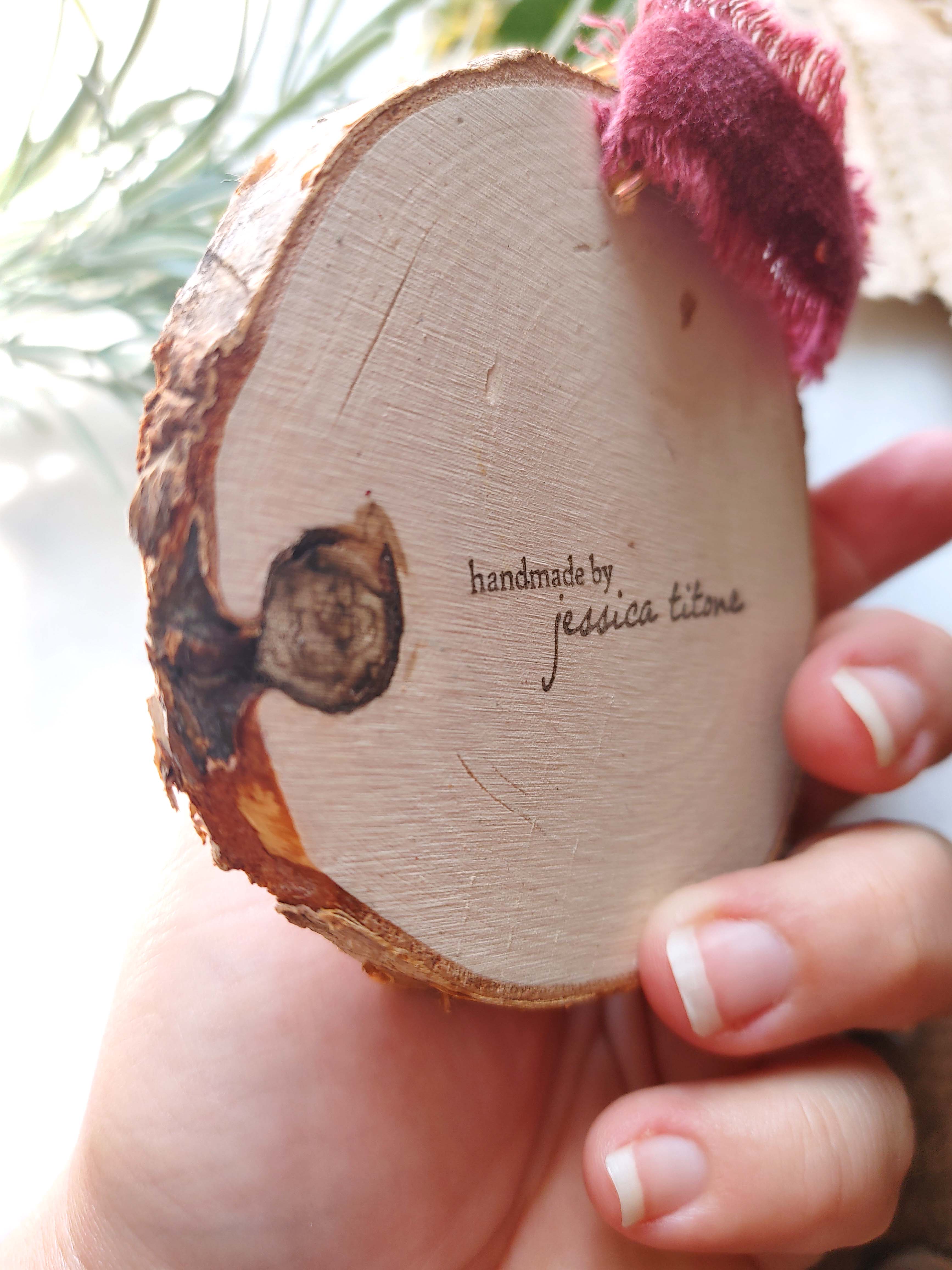 "Cardinal Chat" Wood Slice Ornament