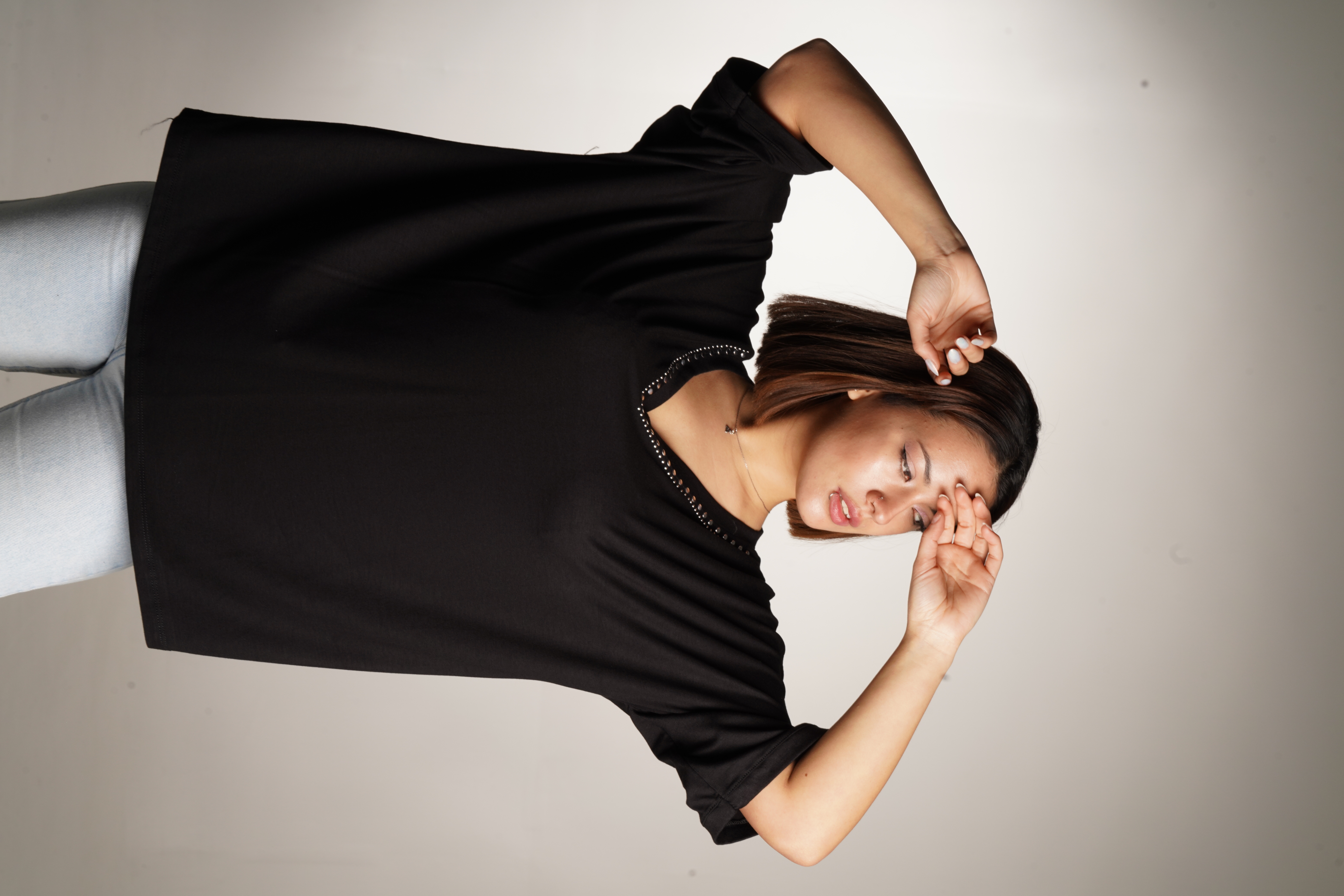 Remeron Cuello V y Tachas