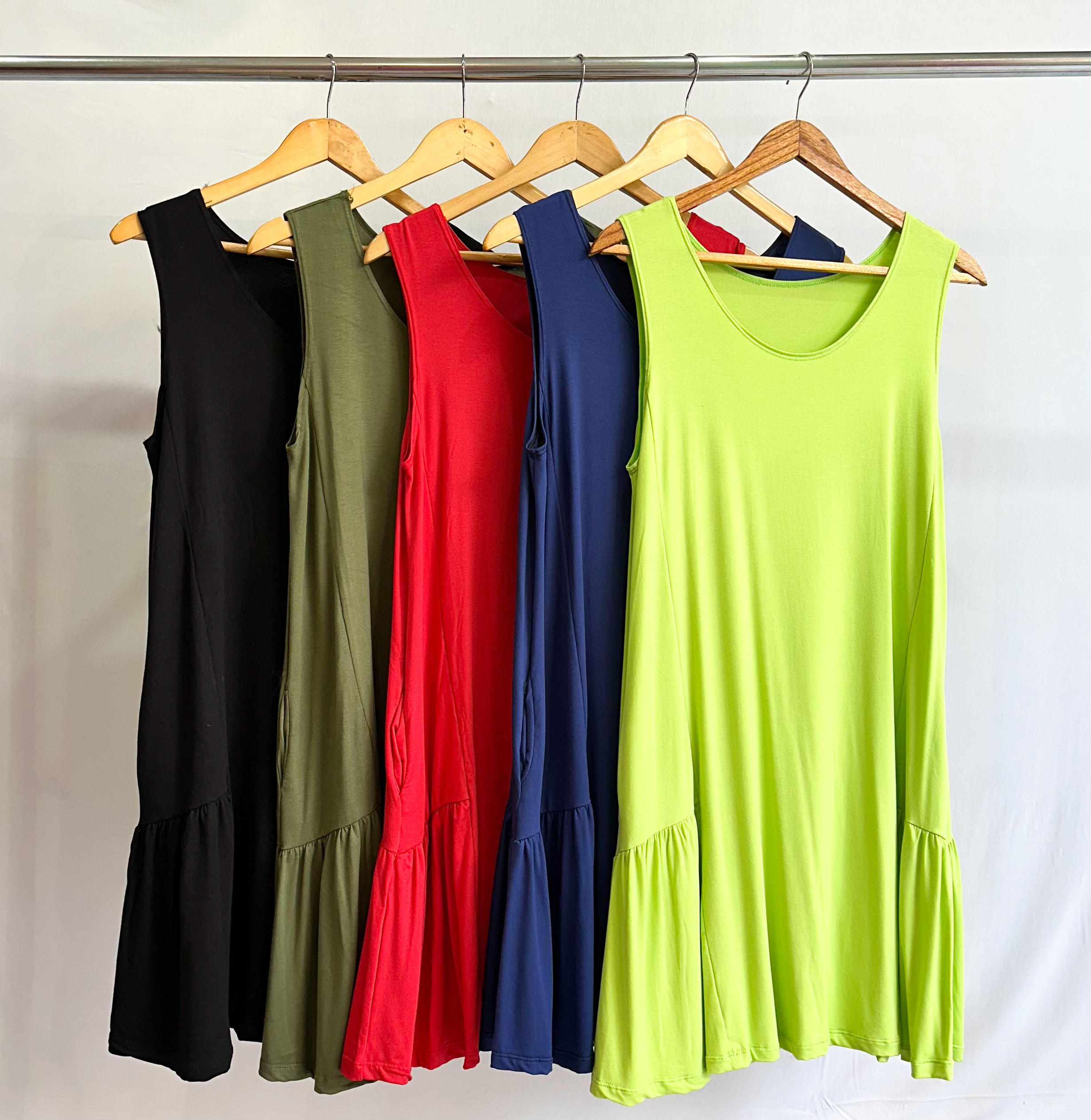 Vestido liso c/ FRUNCE