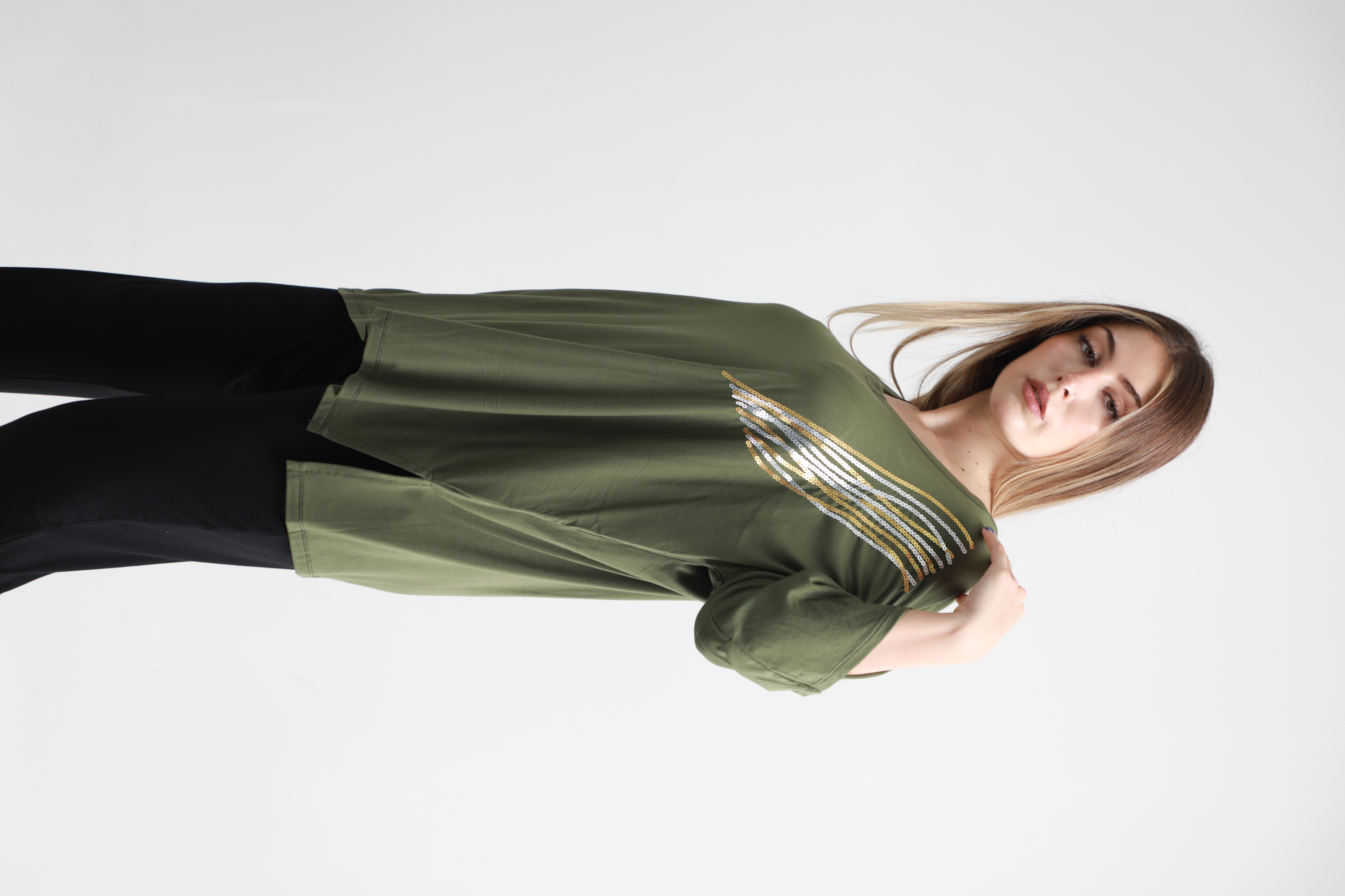 Remeron bordado de lentejuelas EMMA