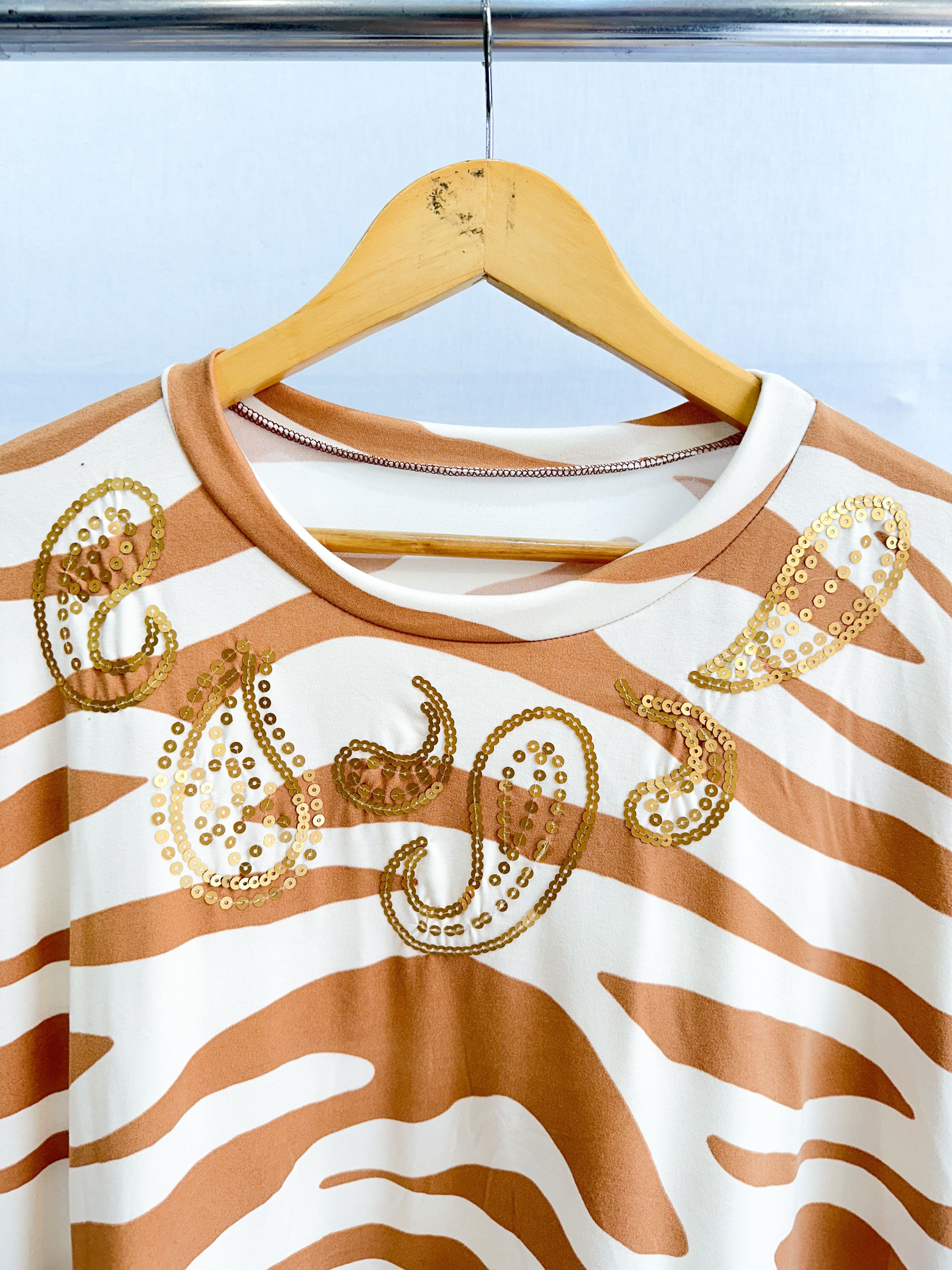 Remeron bordado de lentejuelas ALICIA