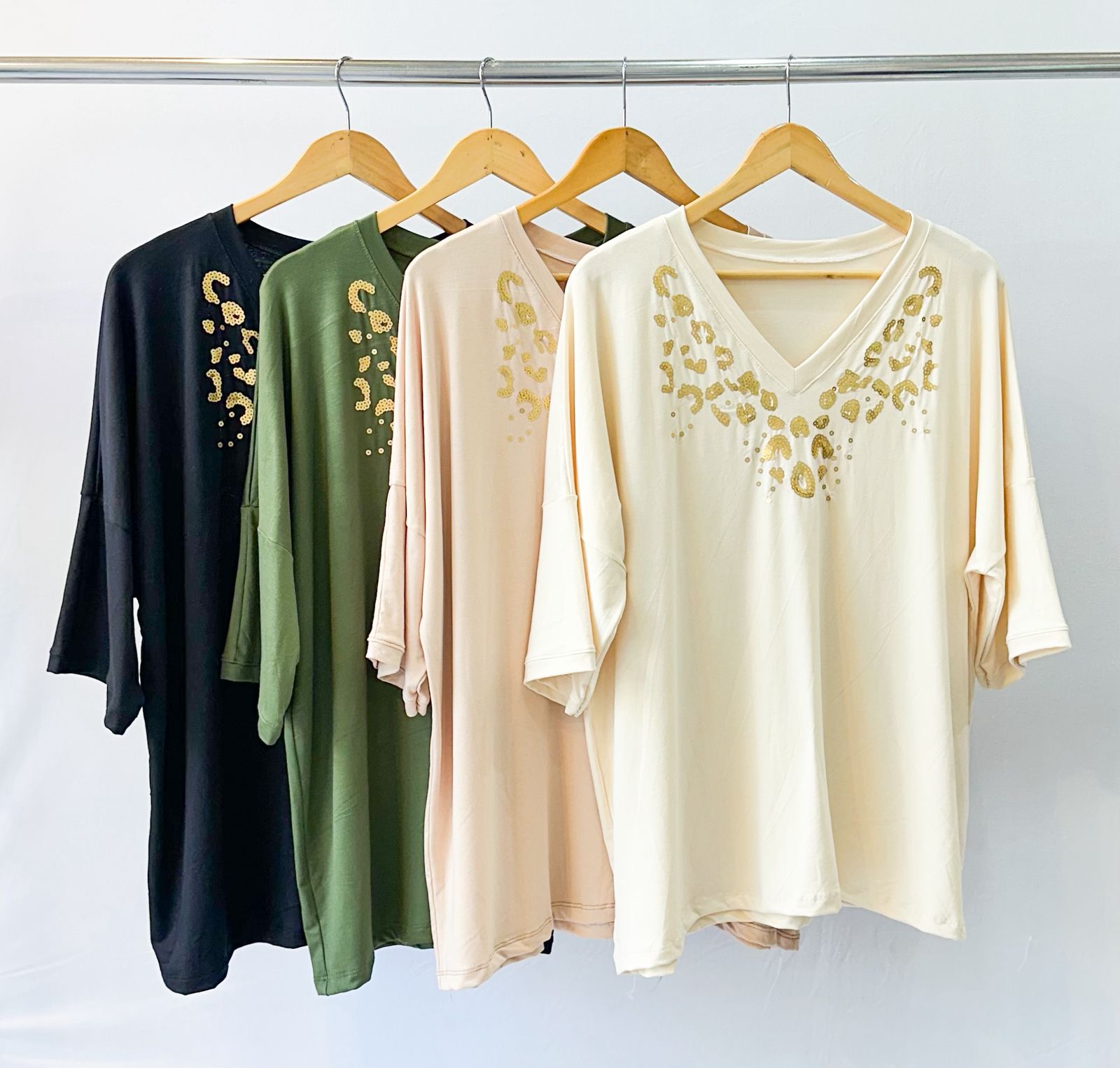 Remeron bordado de lentejuelas MIA