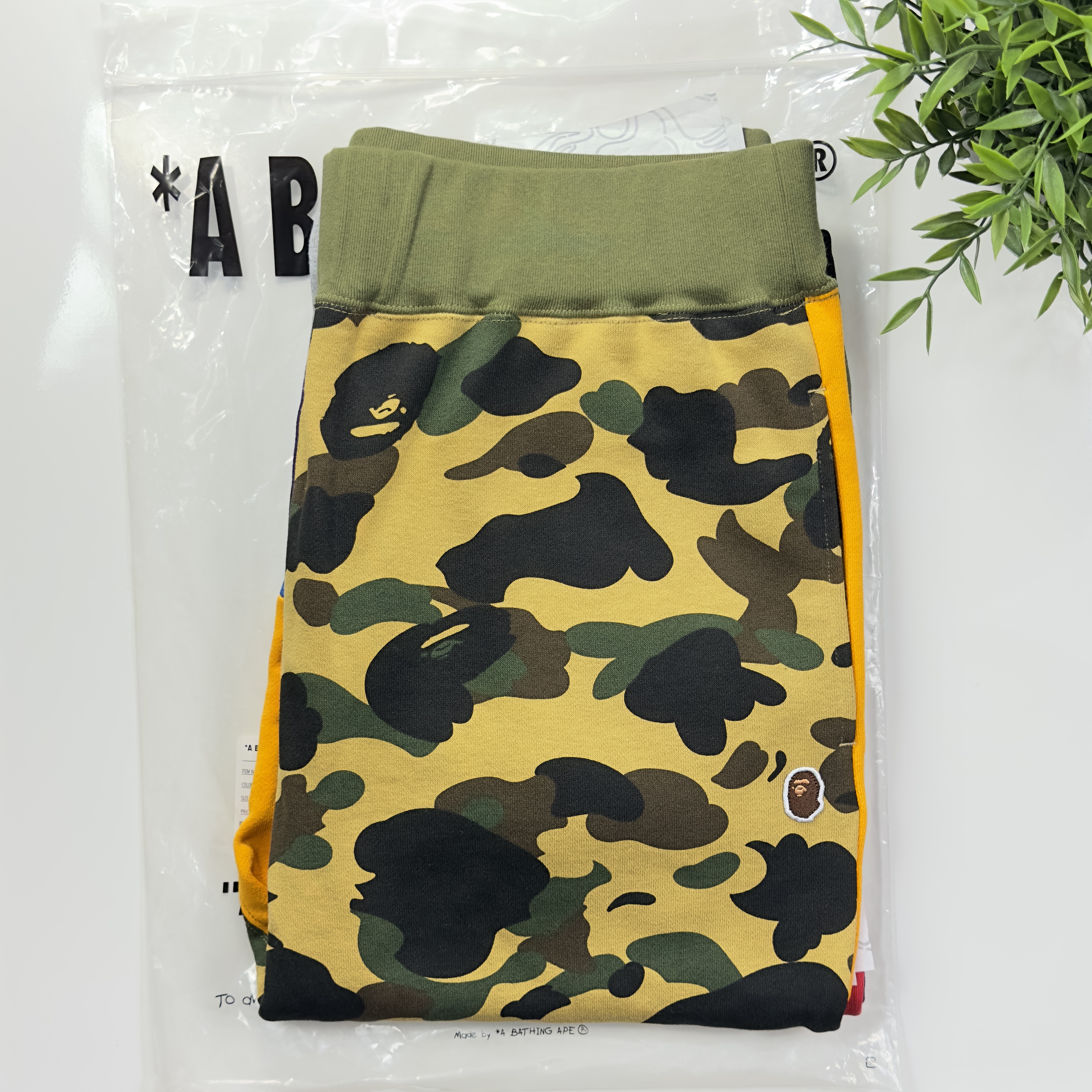 (XL) Bape 1st Camo Crazy Sweat Pants Pants Multi 2020