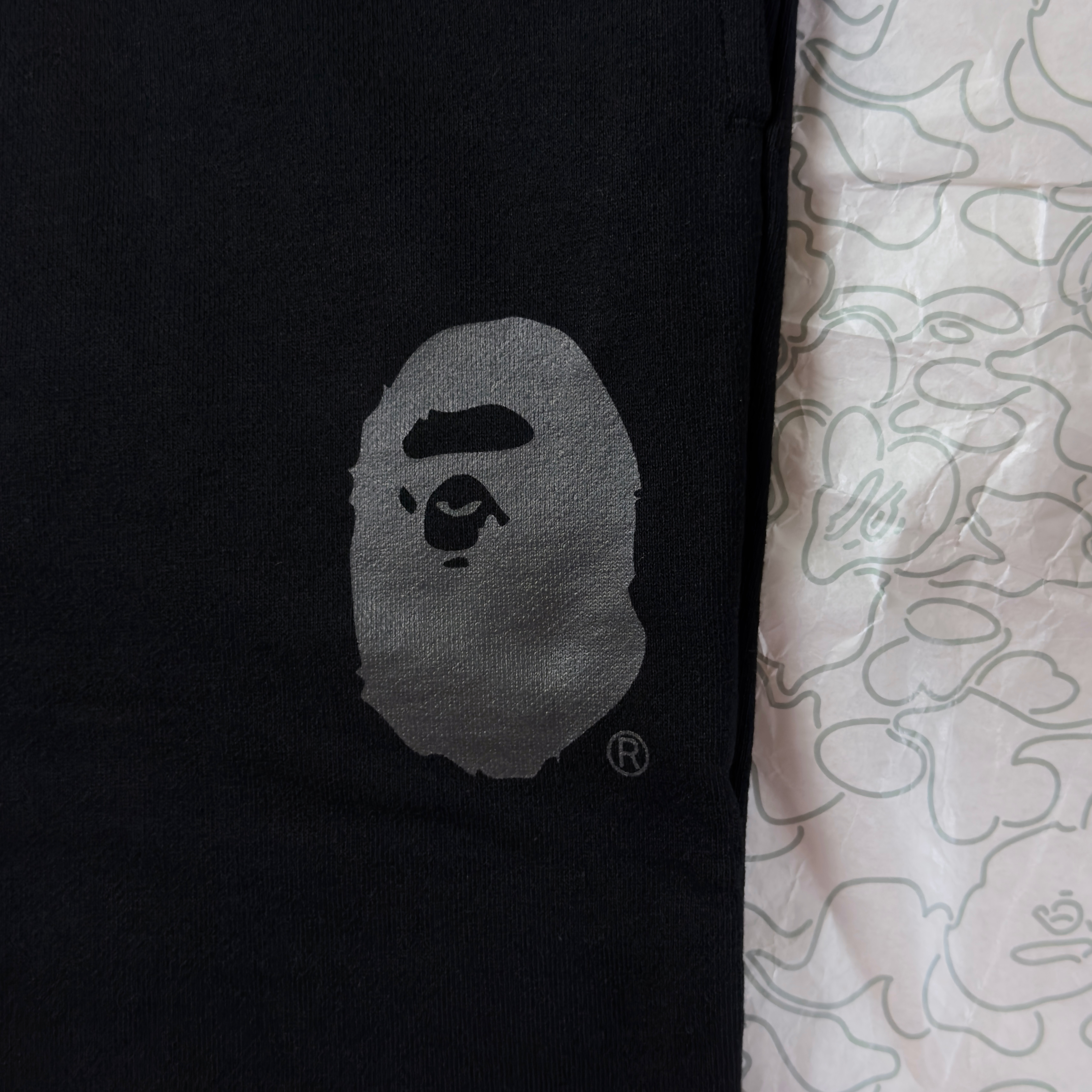 (L/XL) Bape 3rd Anniversary Dubai Sweat Pants 2022