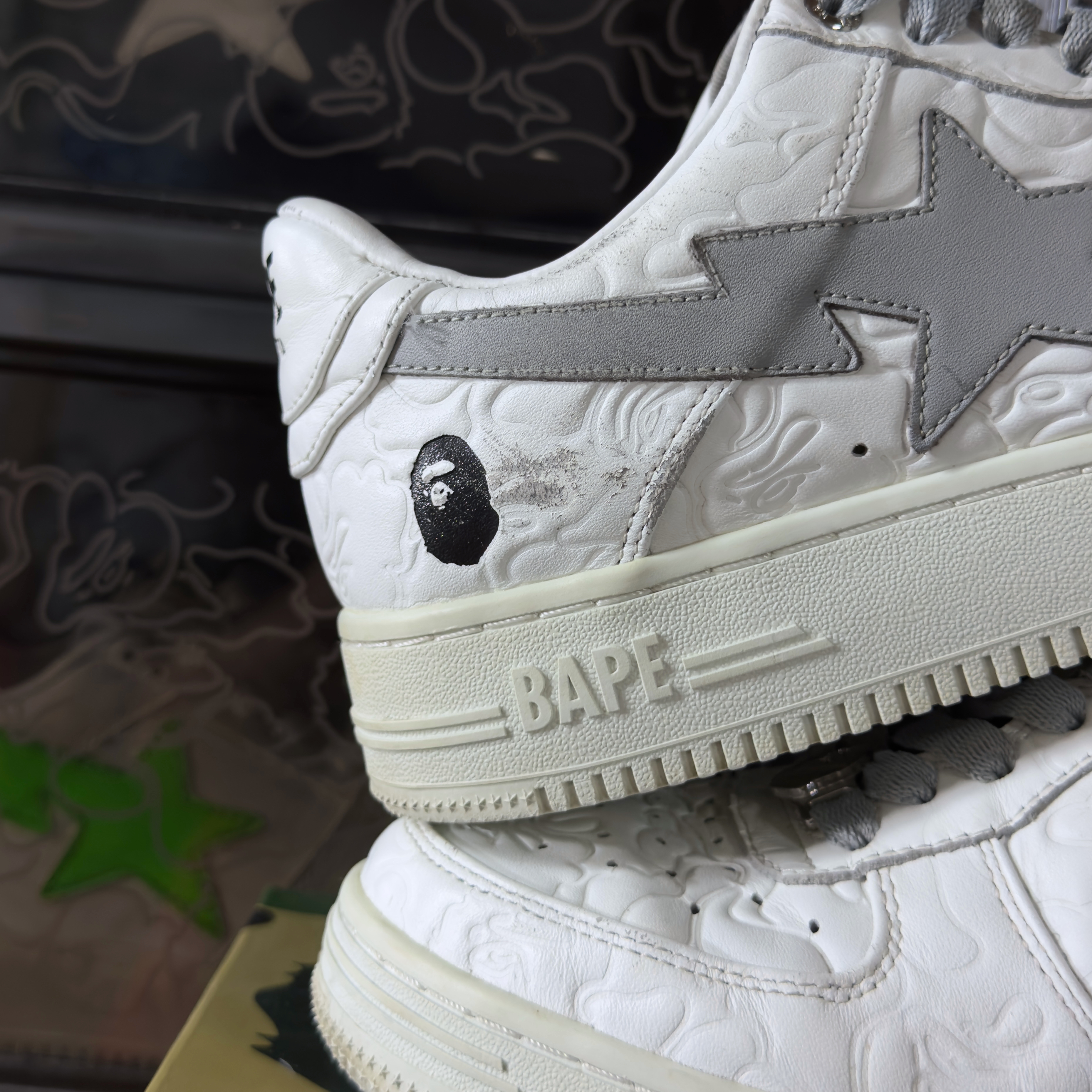 (42) A Bathing Ape Bapesta #3 Line Camo White 2023