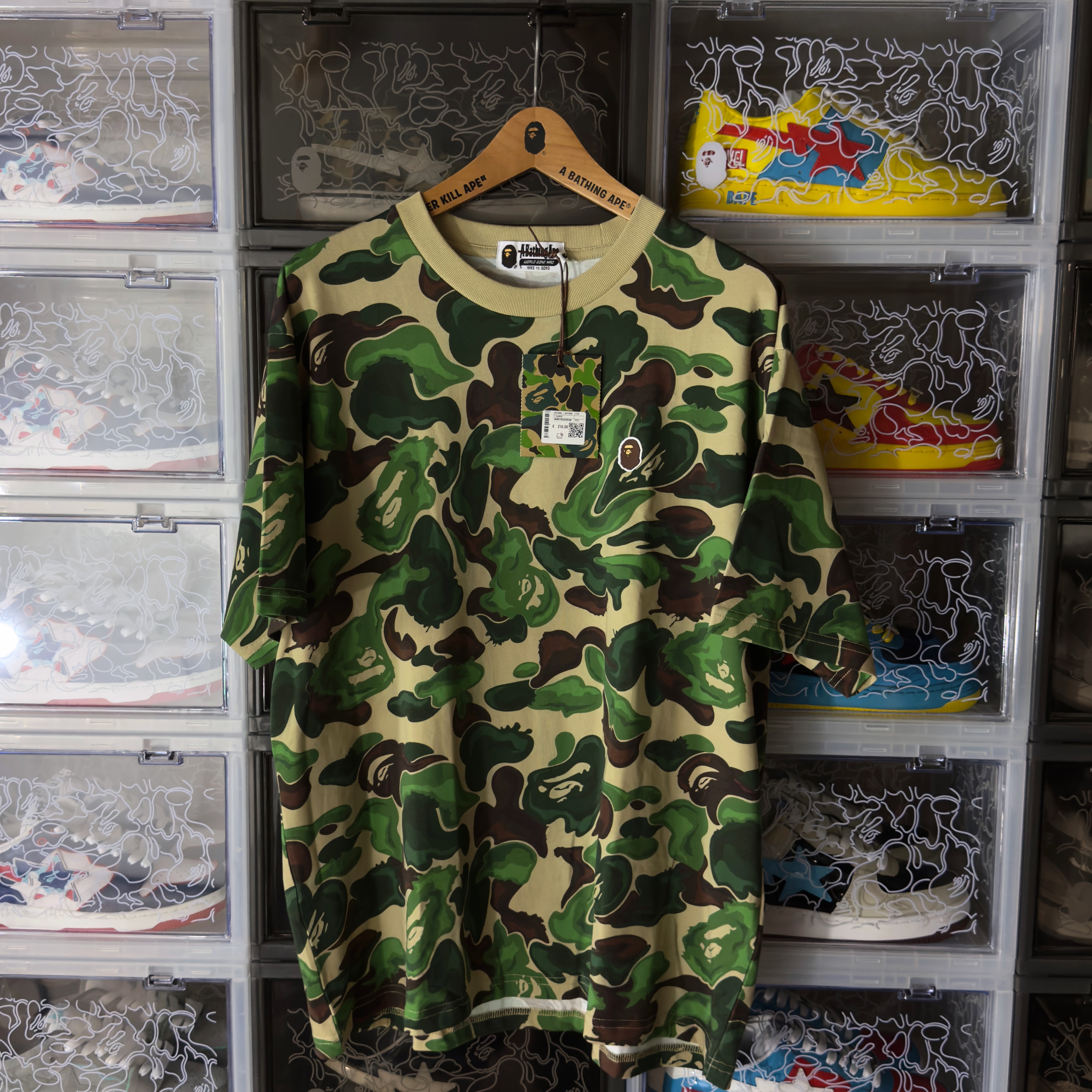 (L) Bape Art Camo Ape Head One Point Tee Green 2023