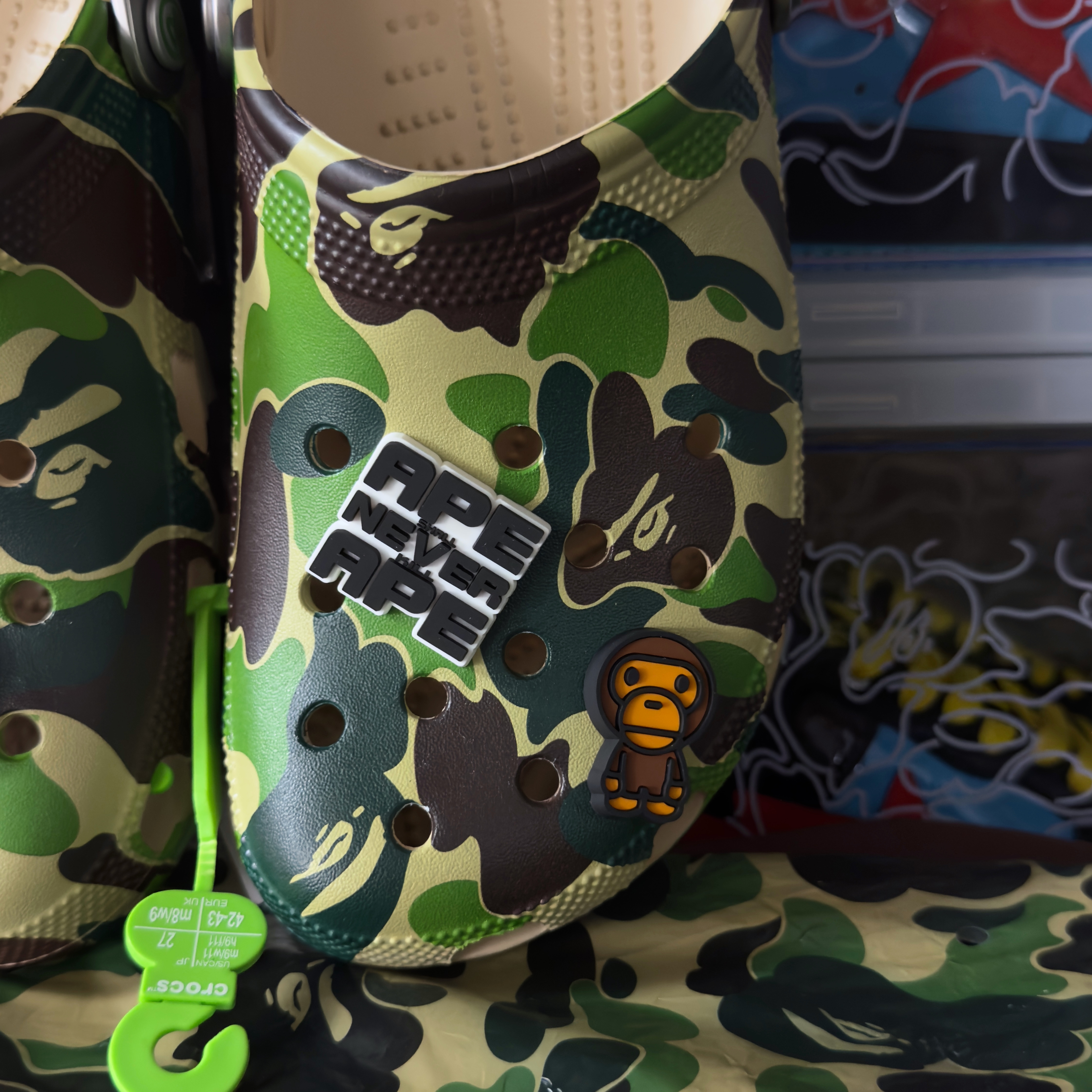 (42/43) Crocs x A Bathing Ape ABC Camo Green 2025