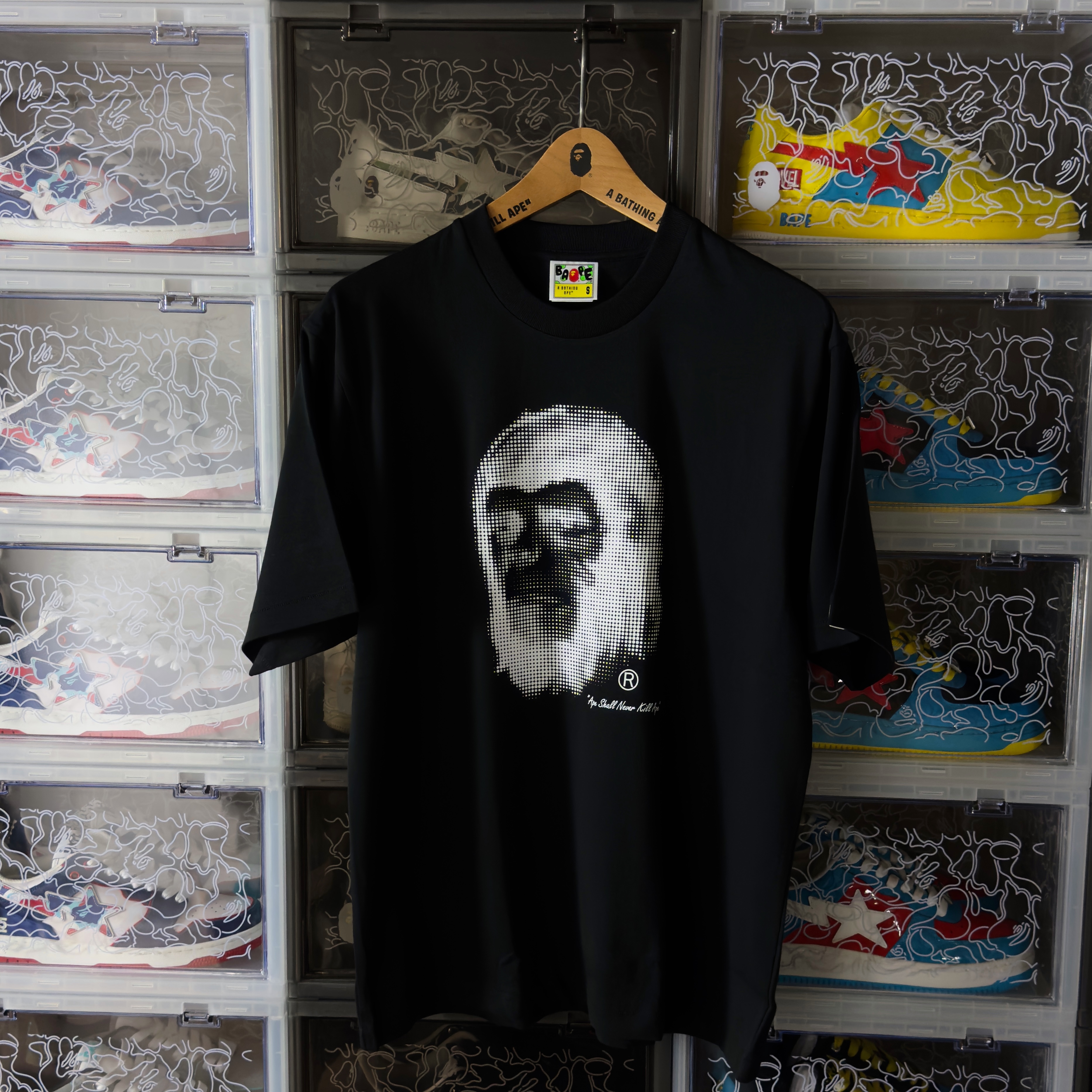 (S) Bape Pixel Comic Ape Head Relaxed Fit Tee Black 2024
