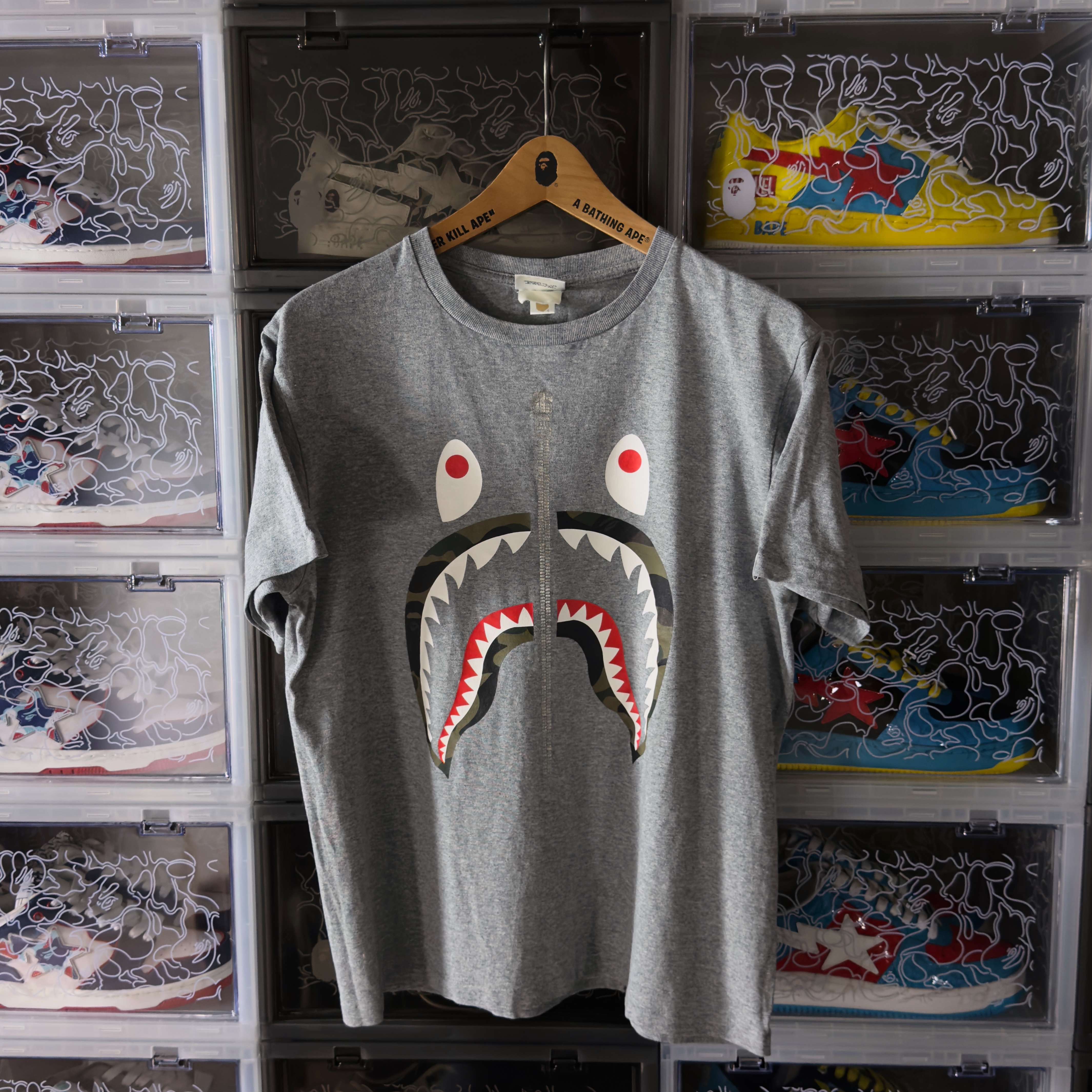 (M) Bape 1st Camo Shark Tee Grey/Green