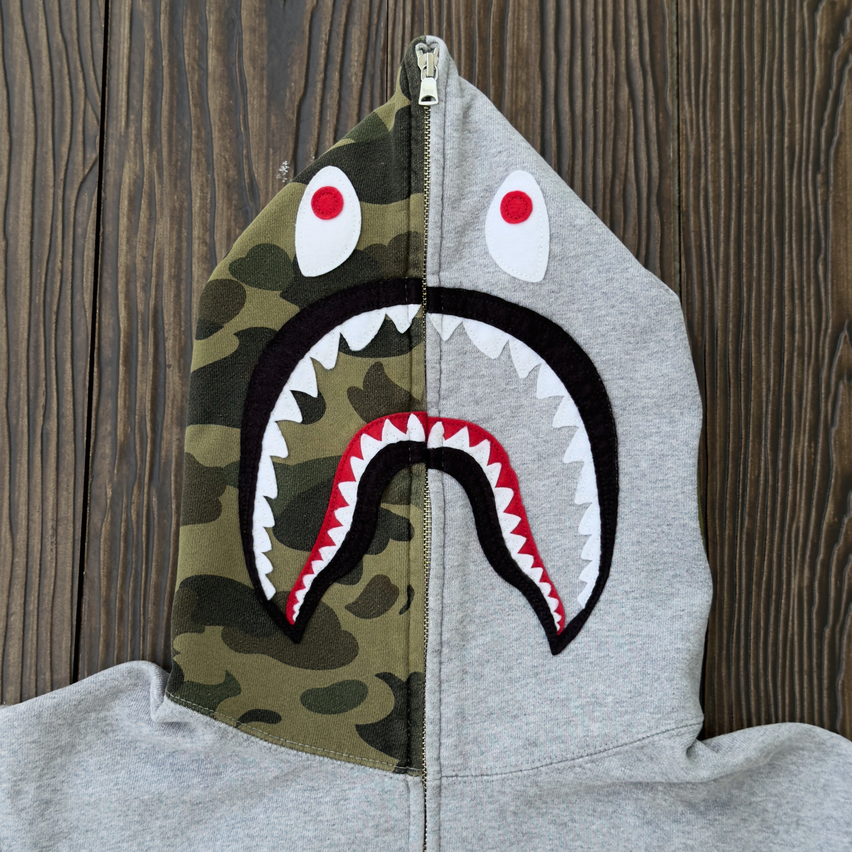 (L) Bape 1st Camo Shark Full Zip Hoodie Grey/Green