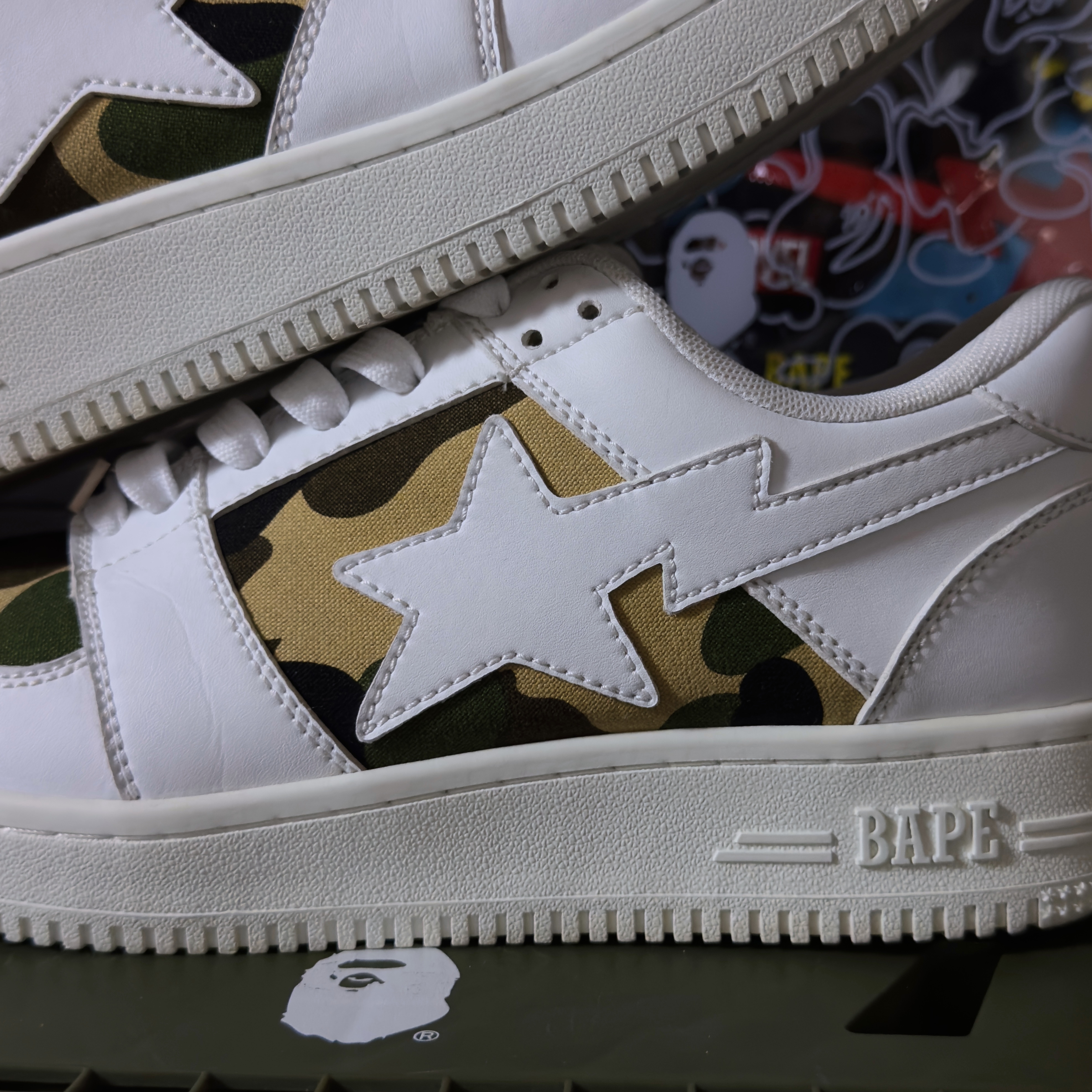 (44) A Bathing Ape Bapesta 1st Camo White/Yellow 2019