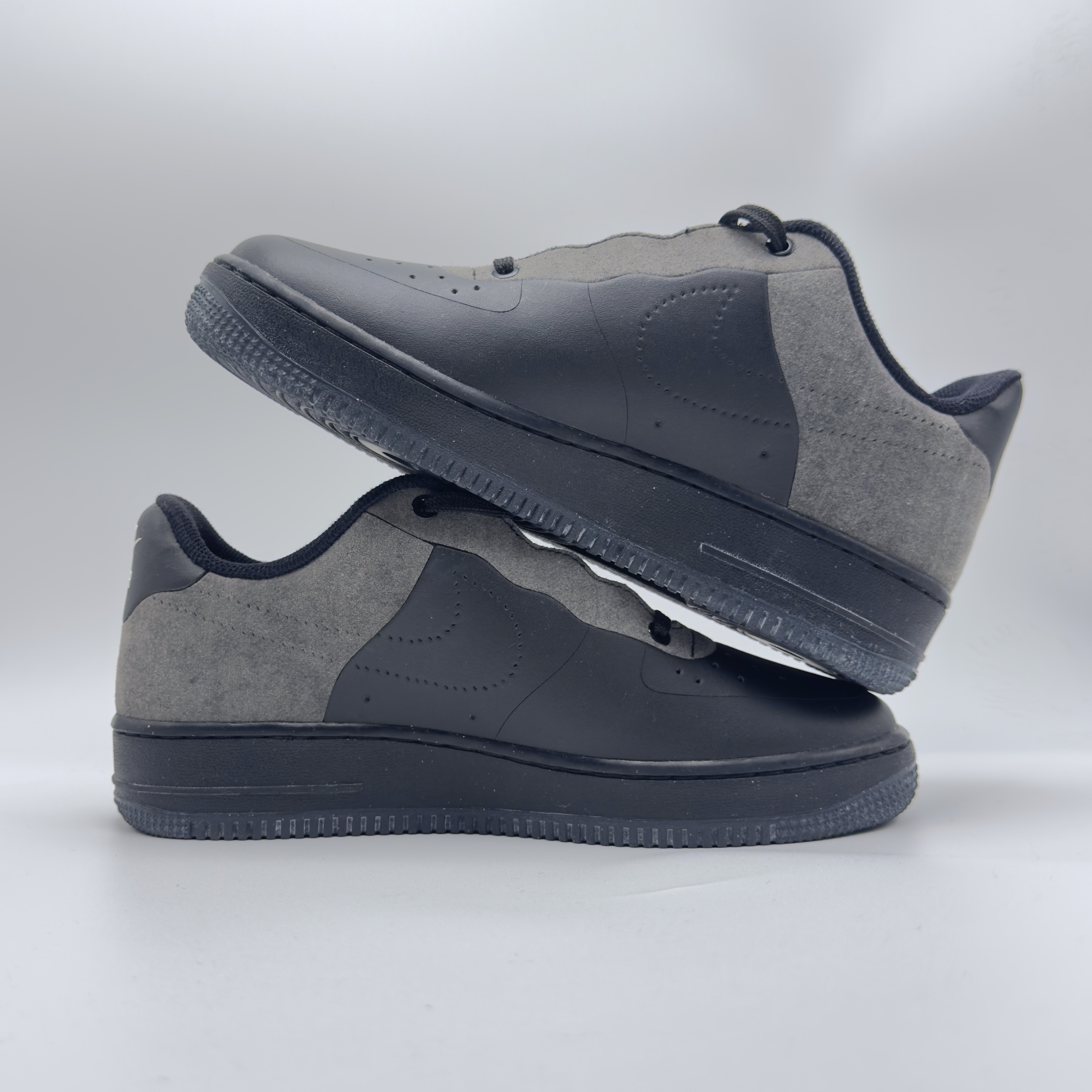 (39) Nike x ACW Air Force 1 Low Black 2018