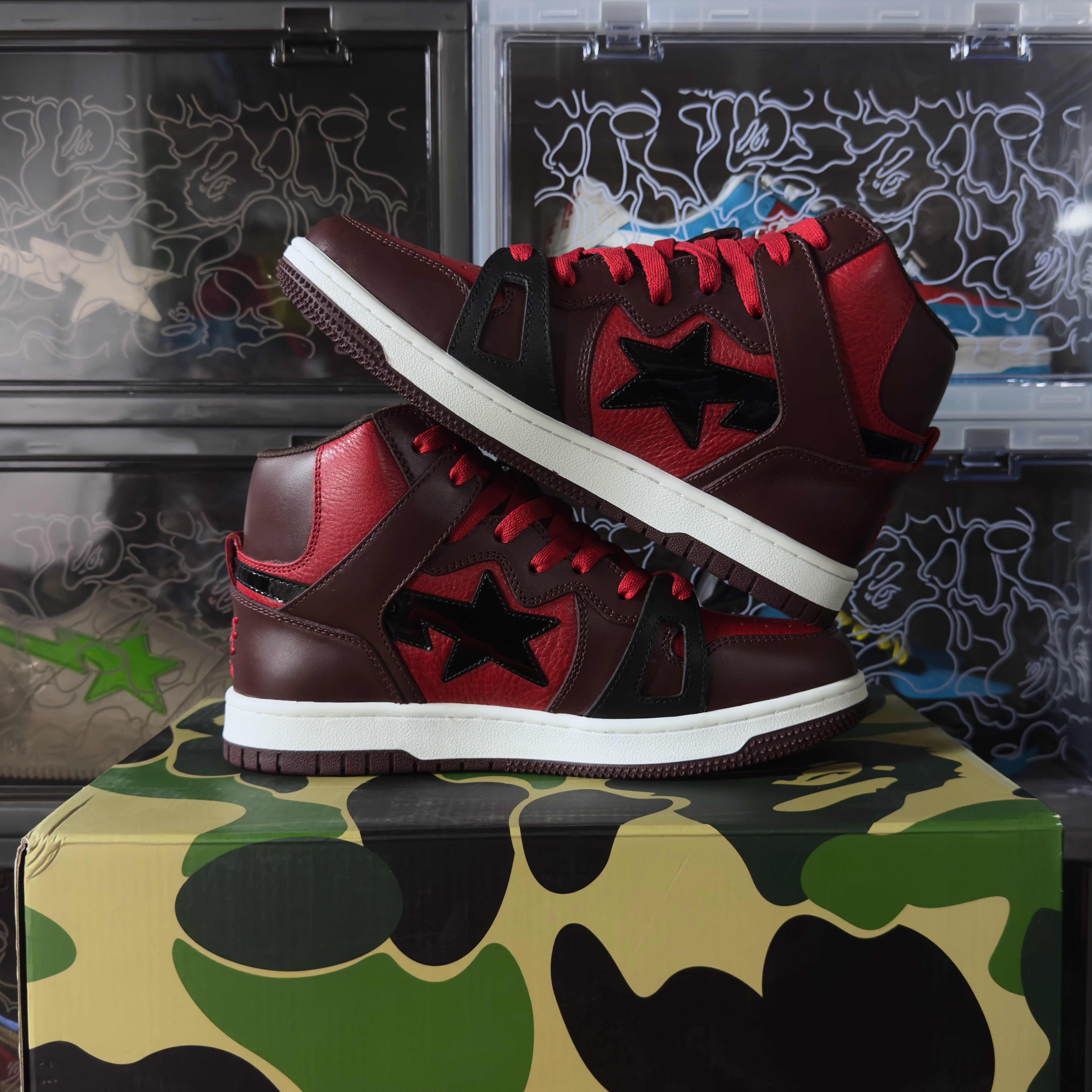 (40) A Bathing Ape Bapesta 93 Hi Red/Burgundy 2023