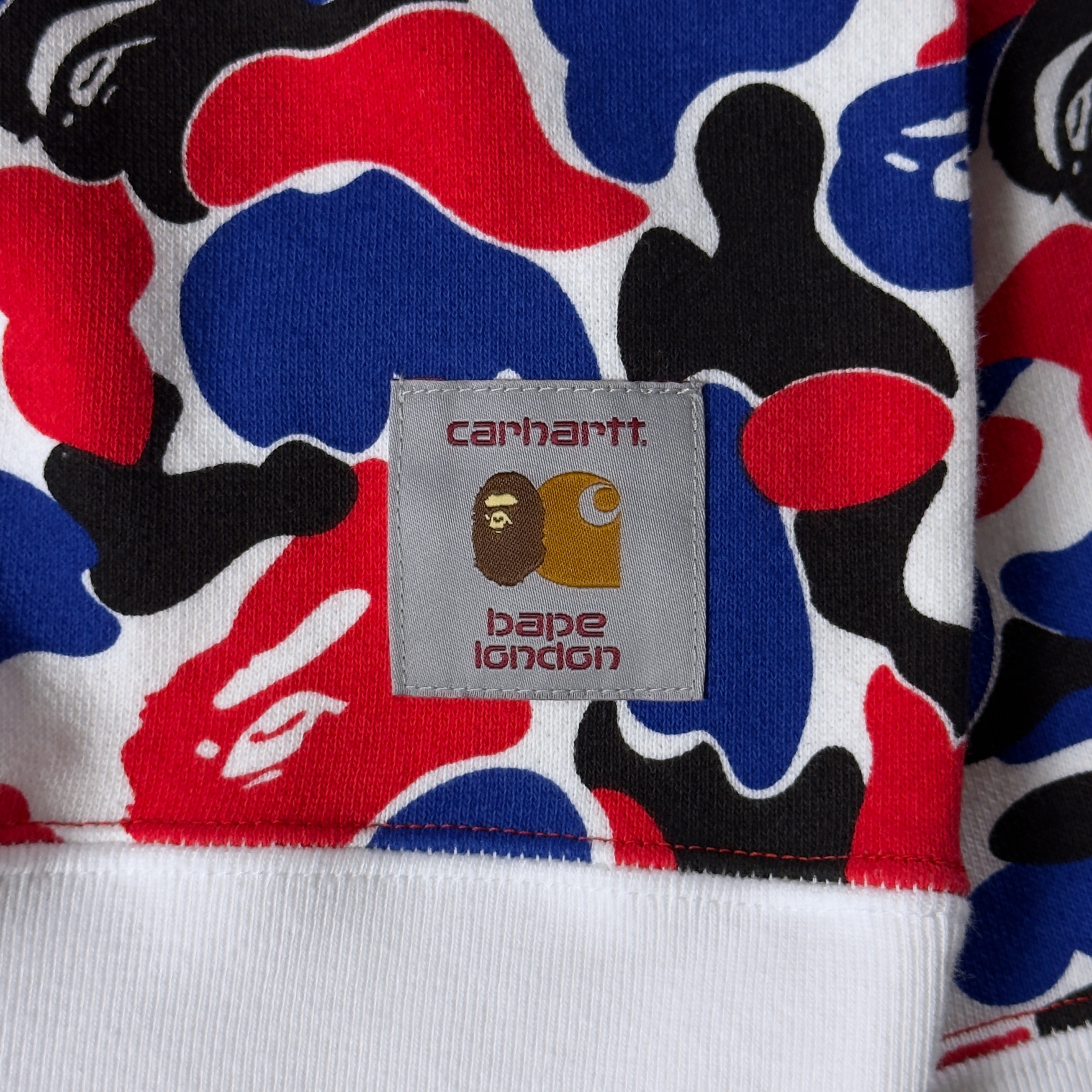 (S) Bape x Carhartt London Relaxed Crewneck Red 2021