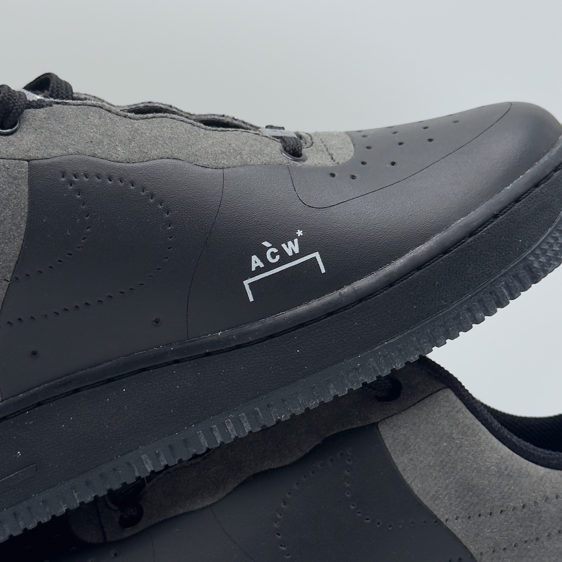 (39) Nike x ACW Air Force 1 Low Black 2018