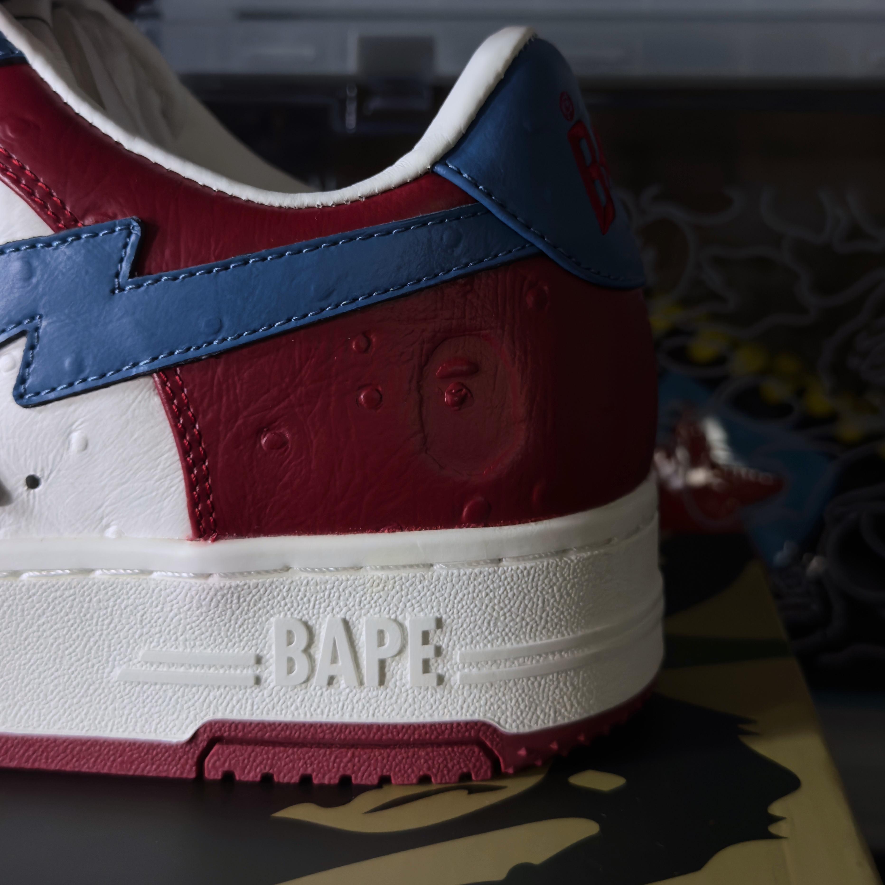 (44/45) A Bathing Ape Bapesta #3 Ostrich Red 2025