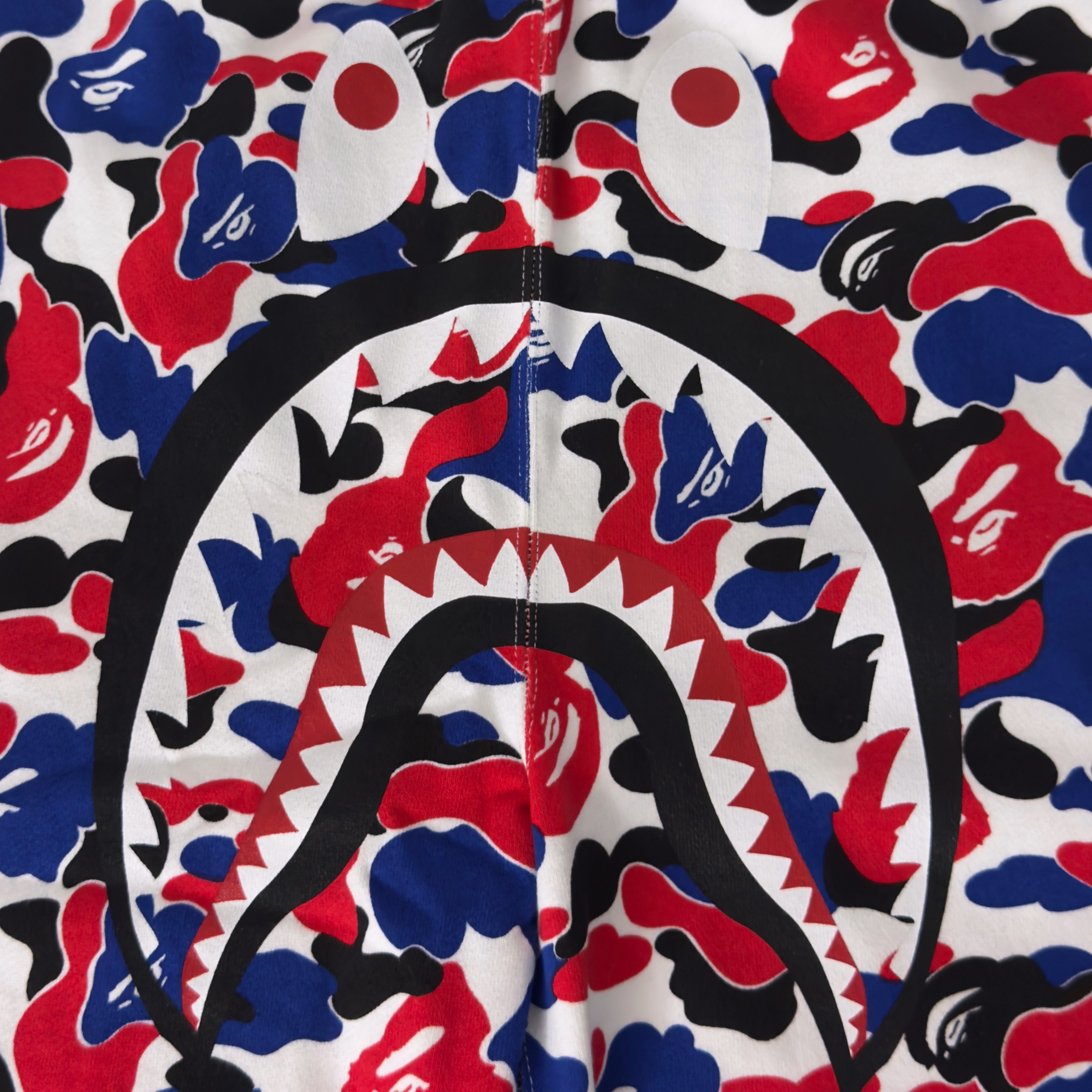 (S/L/XL) Bape Store London Camo Shark Slim Sweat Pants Multi 2021