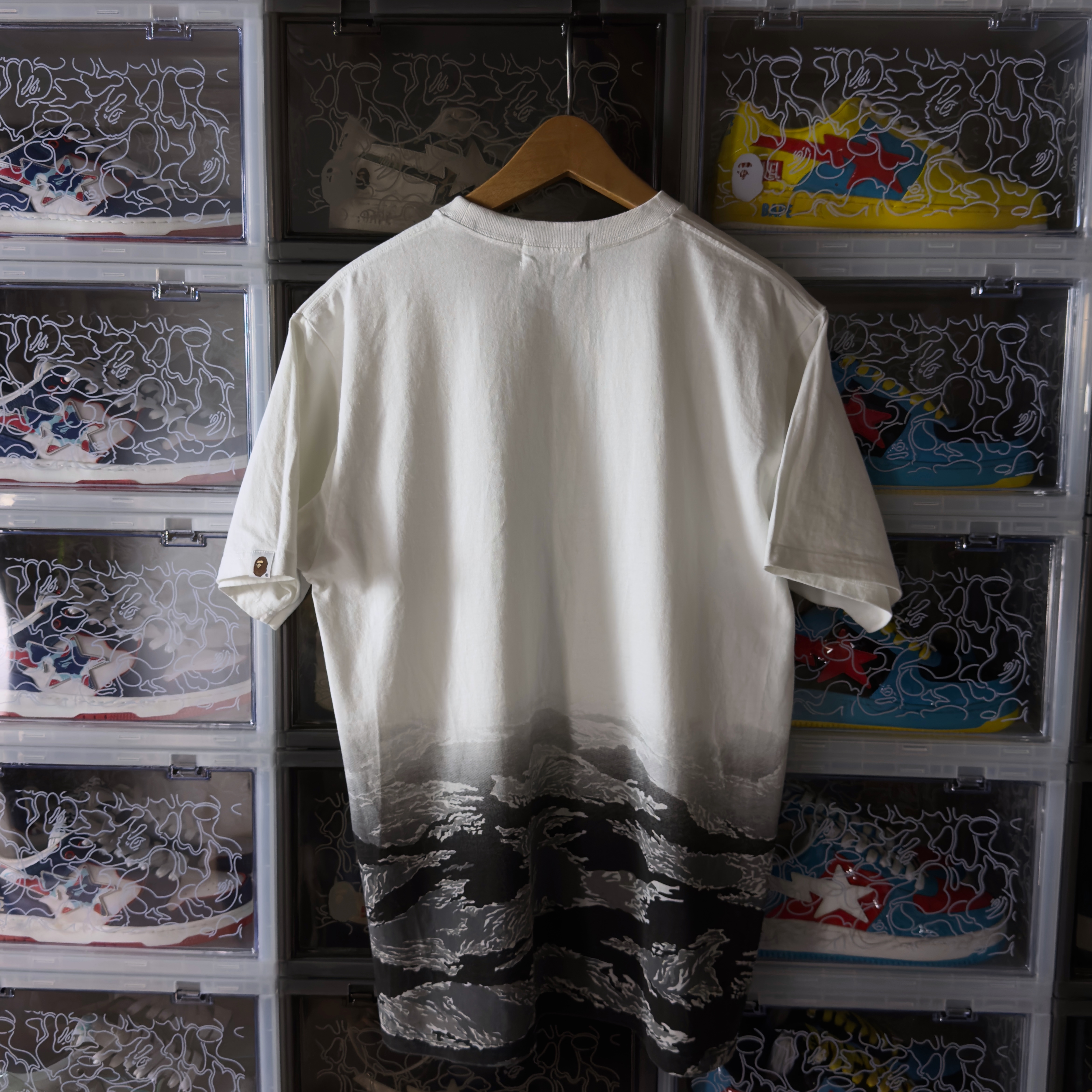 (L) Bape Tiger Camo Gradation College Tee Black